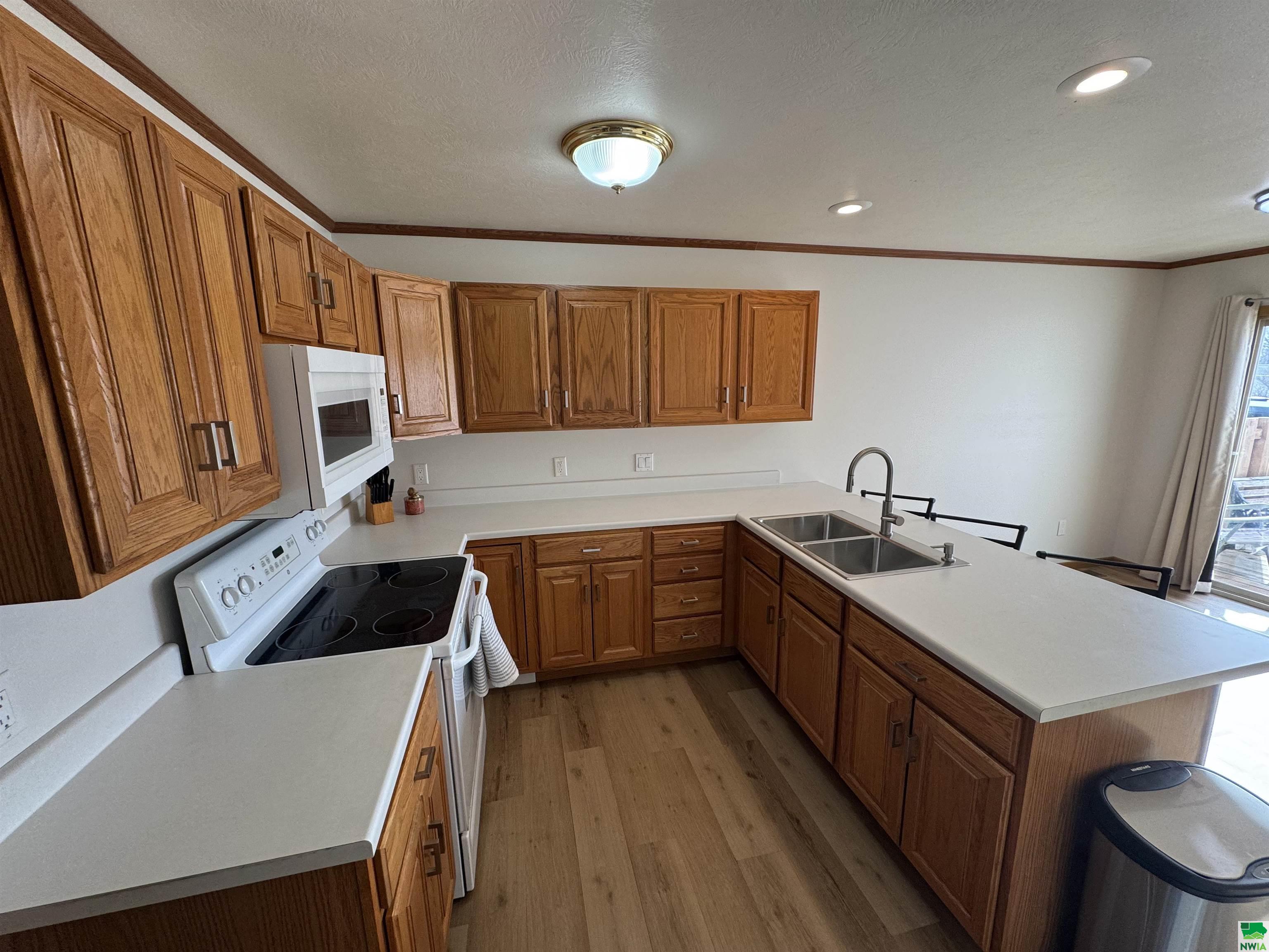 MLS #827574