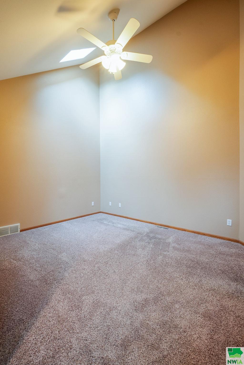 MLS #827583