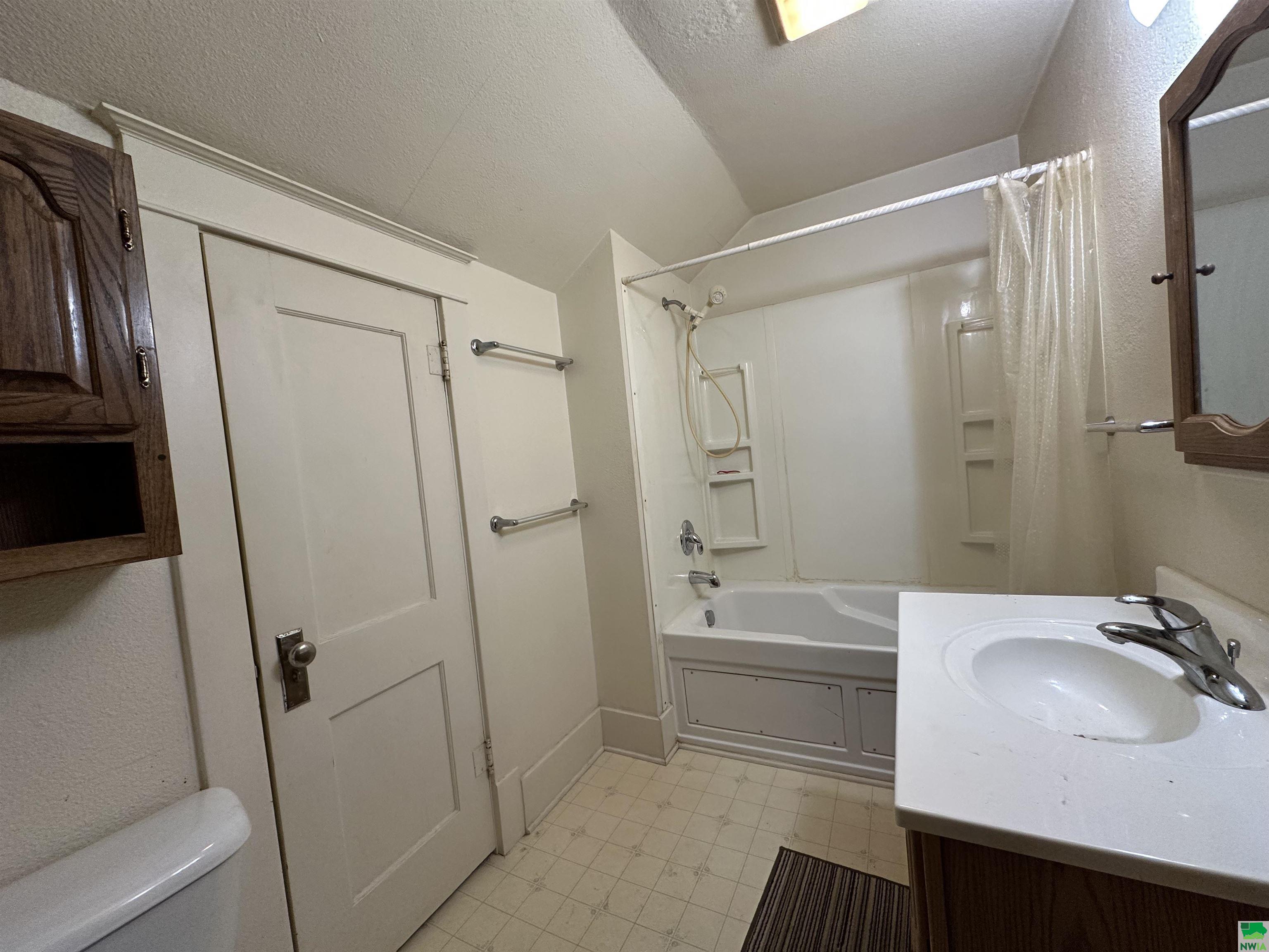 MLS #827602