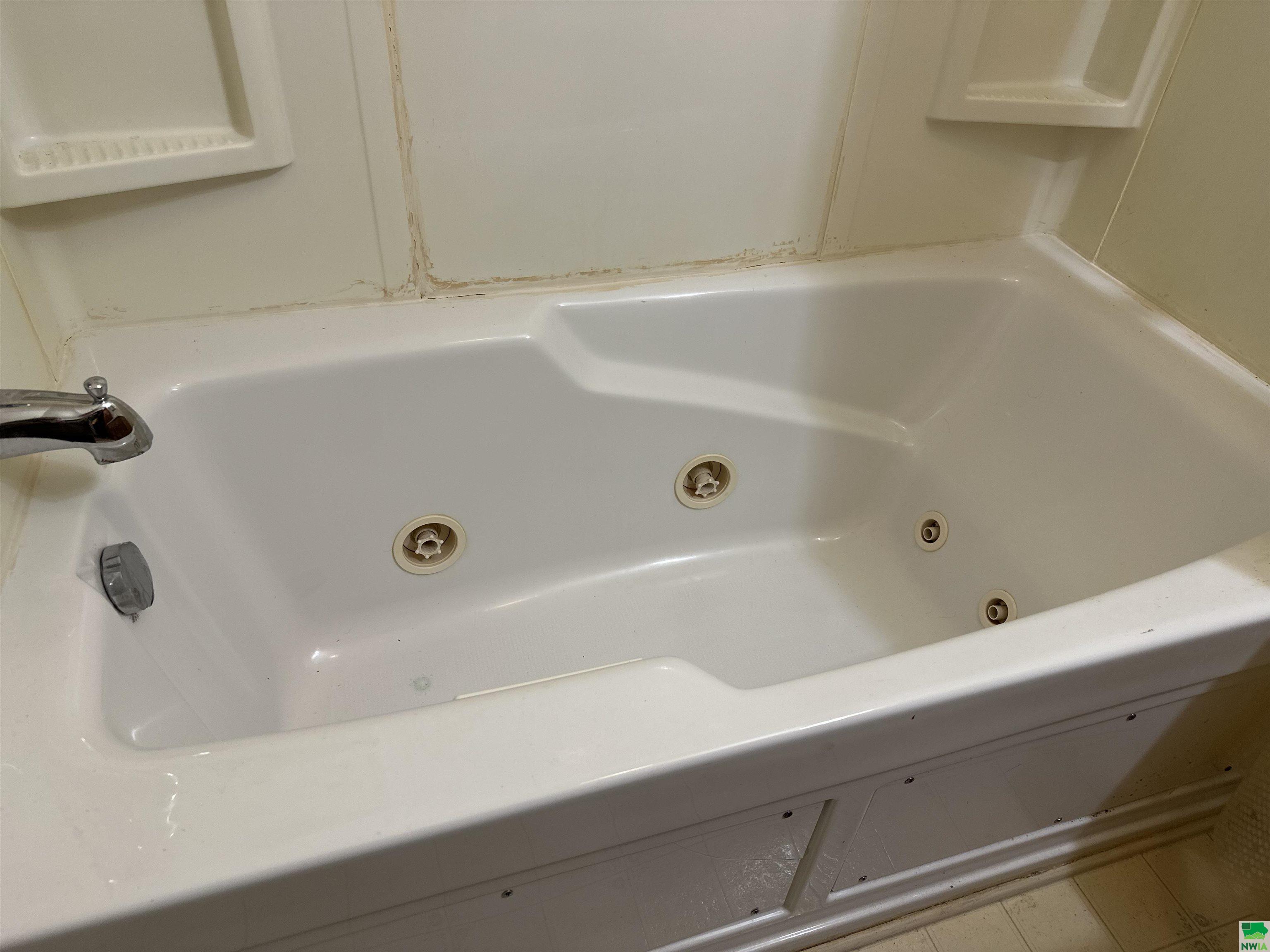 MLS #827602