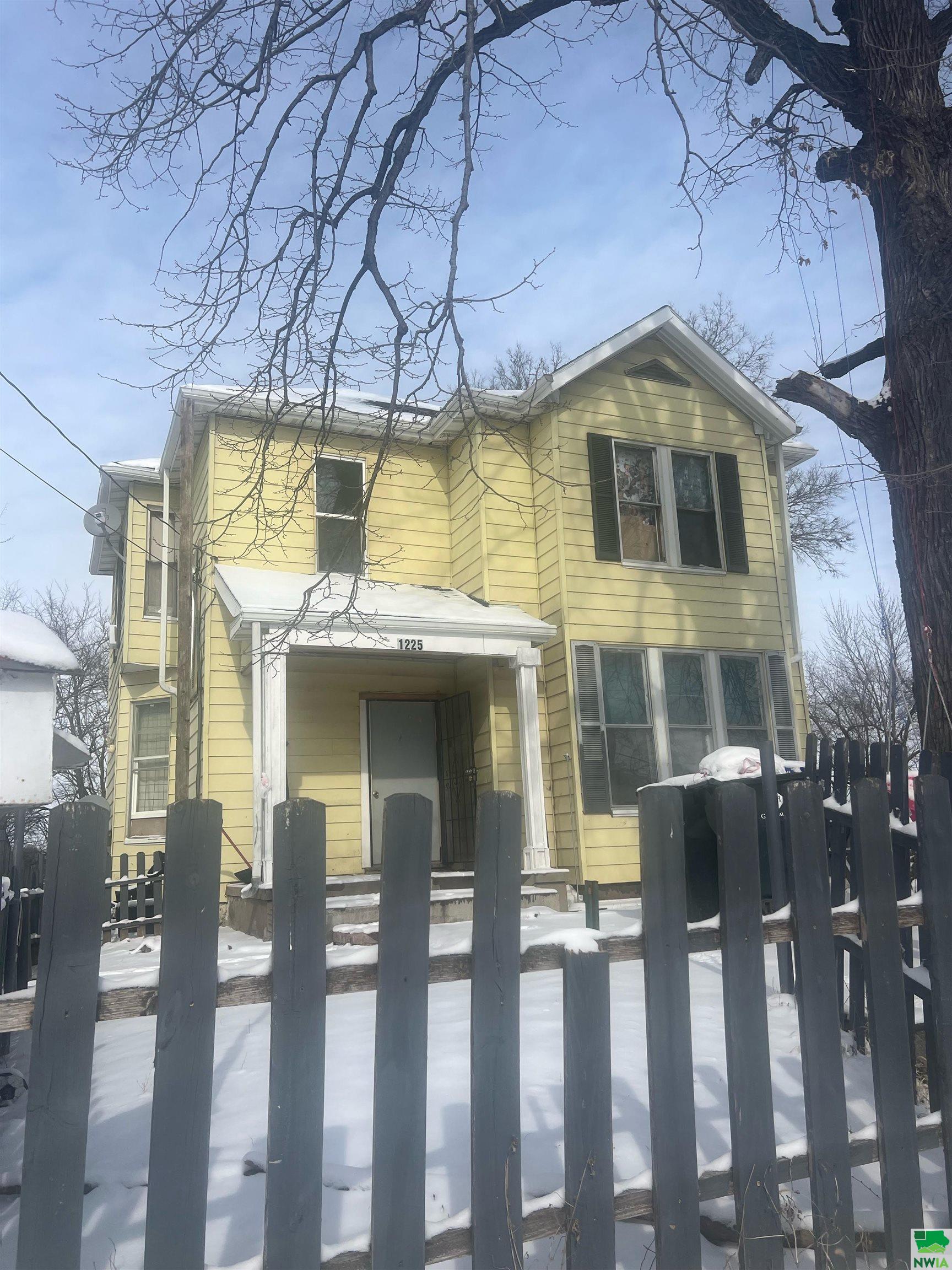 MLS #827628