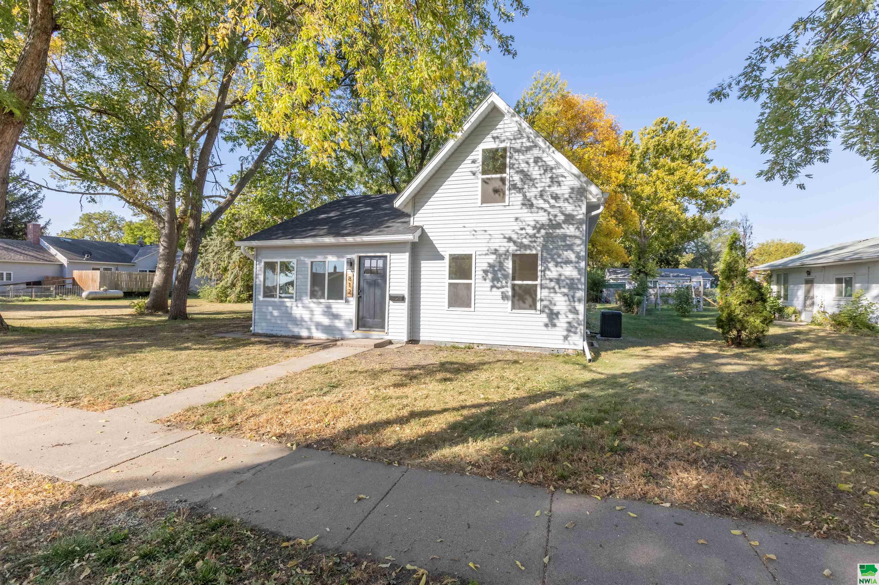 MLS #827631