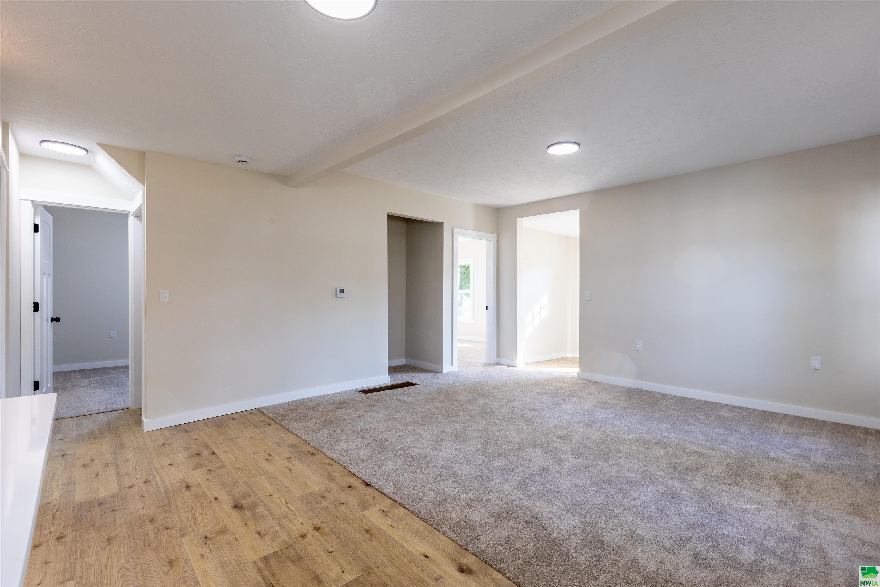 MLS #827631