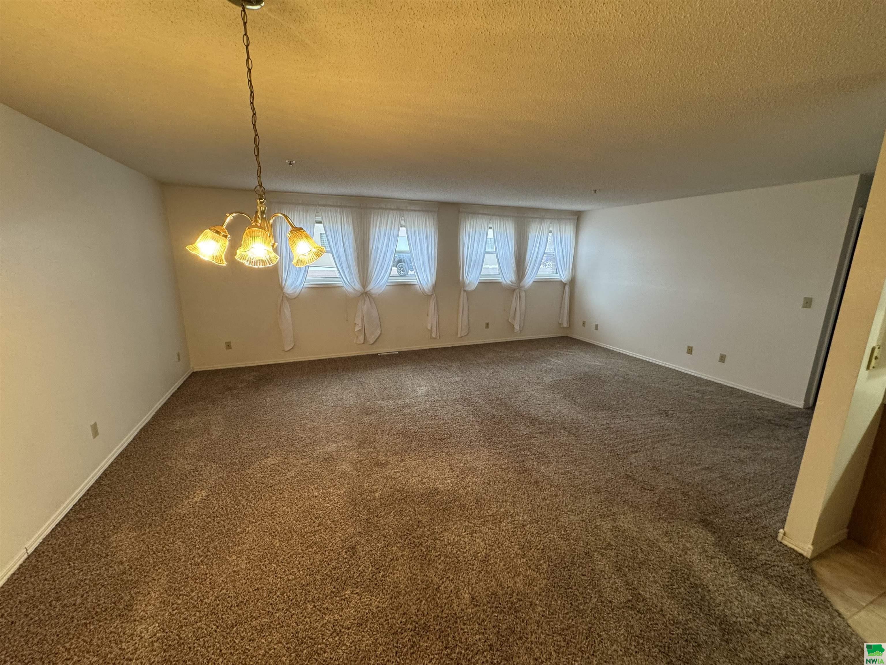 MLS #827636