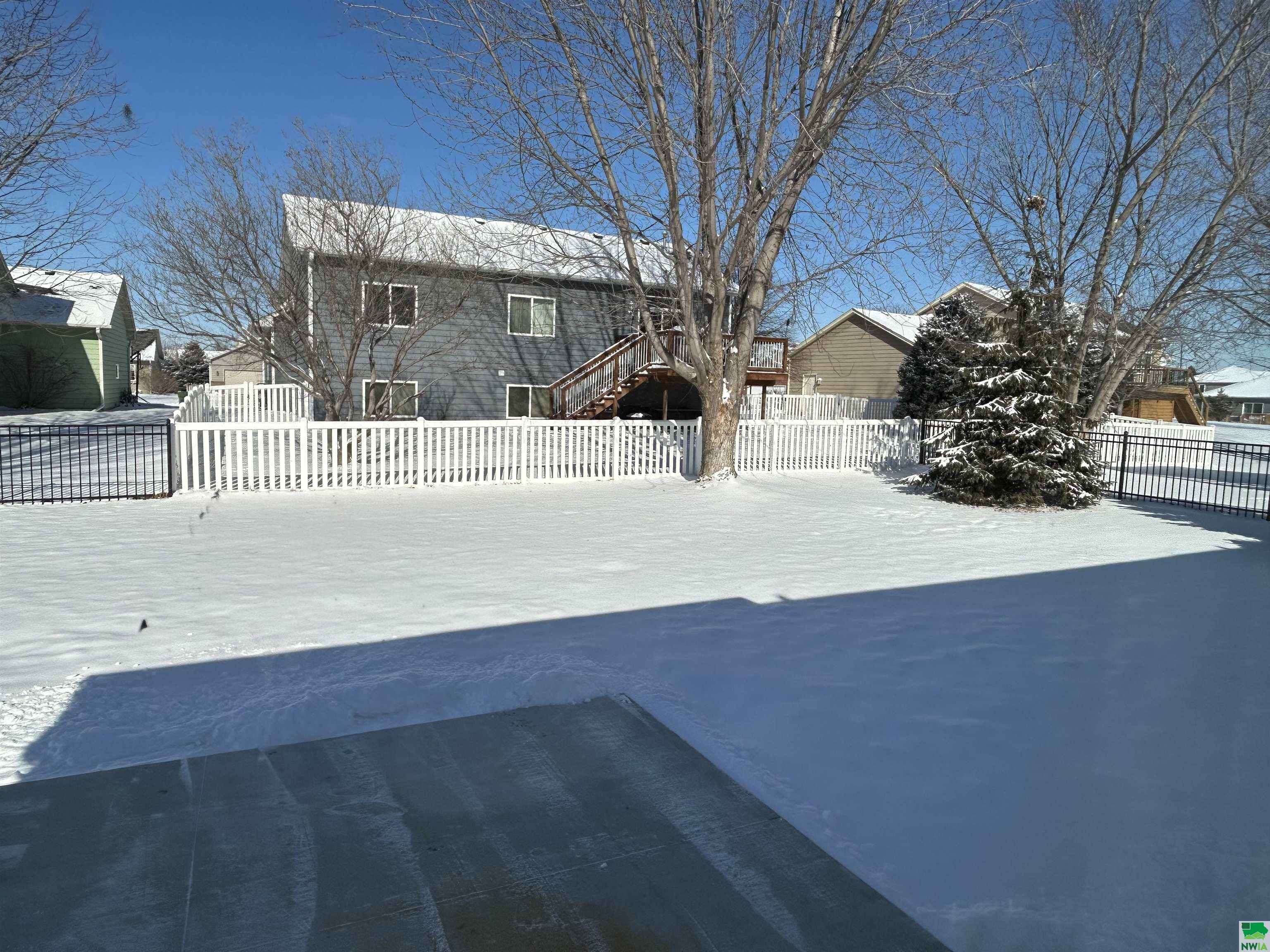 MLS #827640