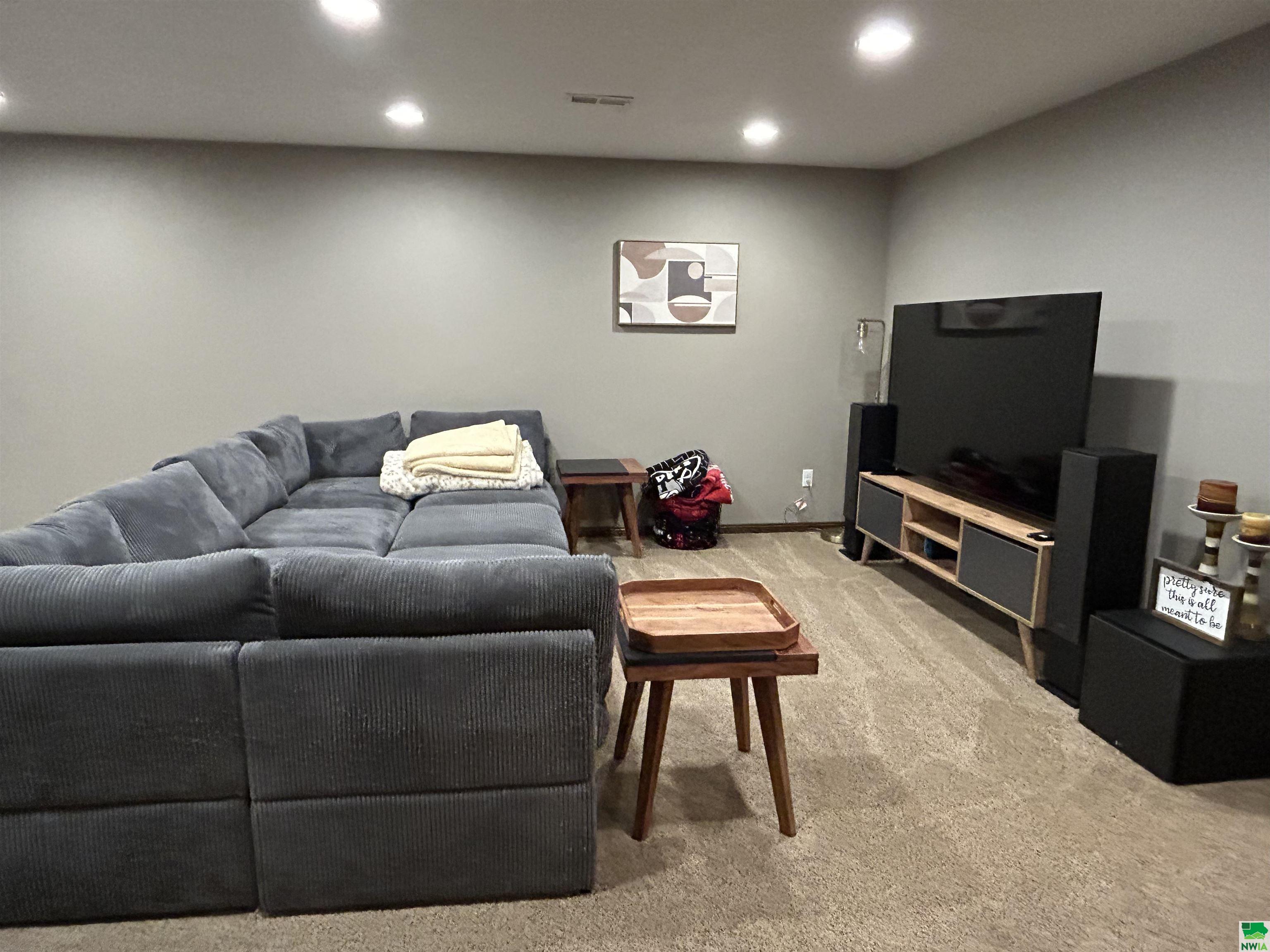 MLS #827640