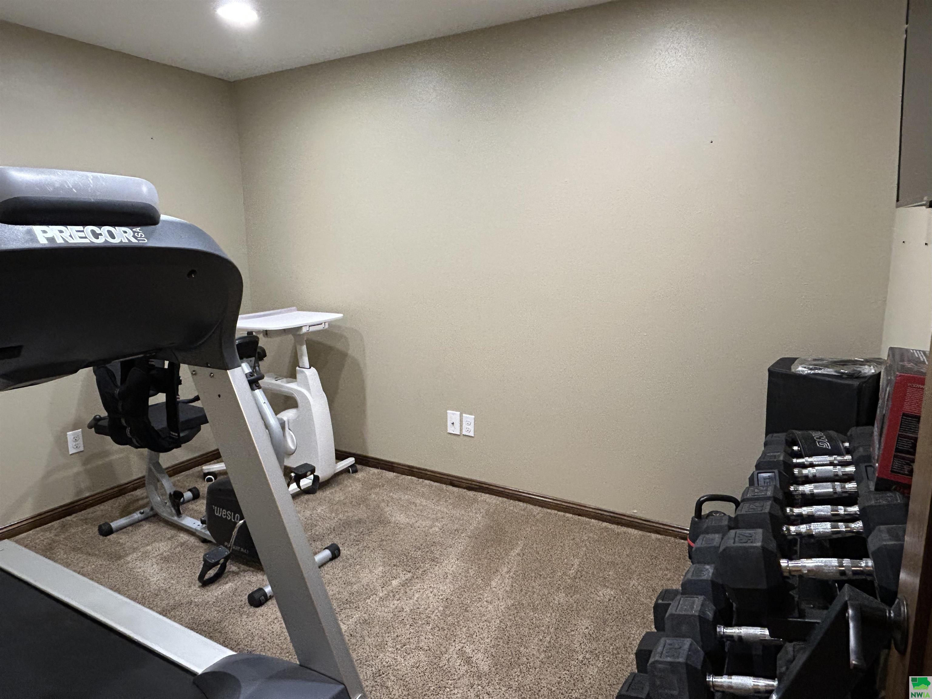 MLS #827640