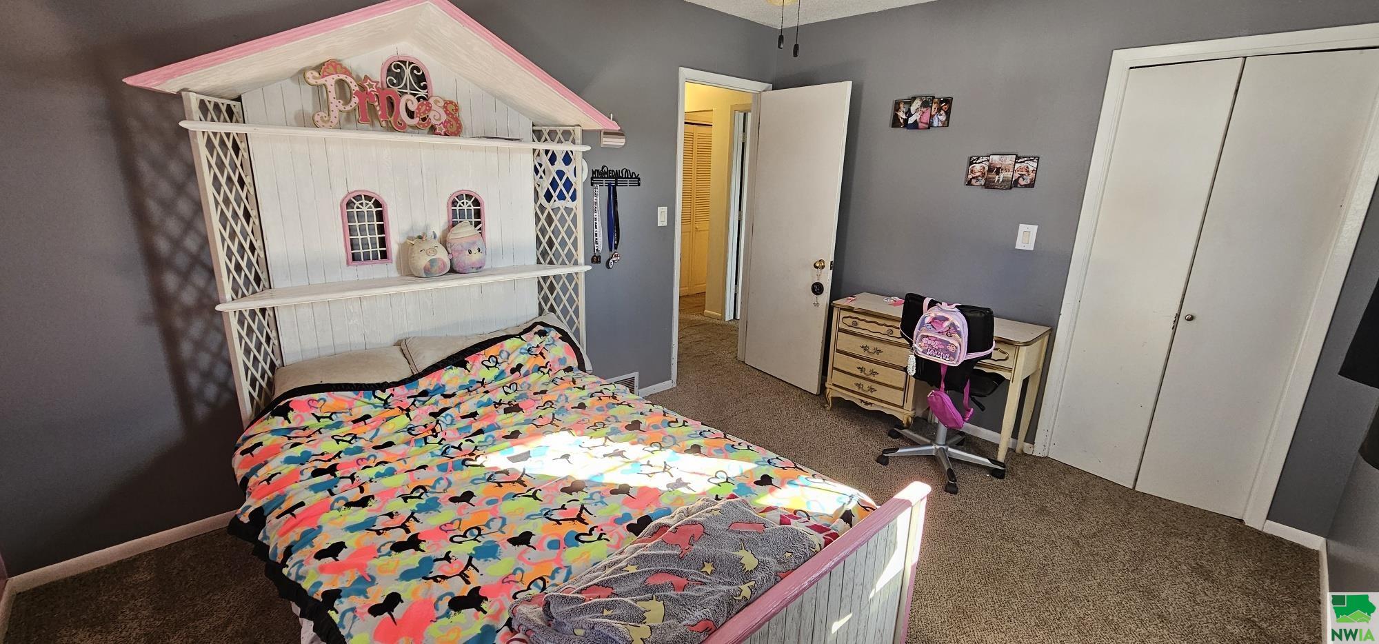 MLS #827642