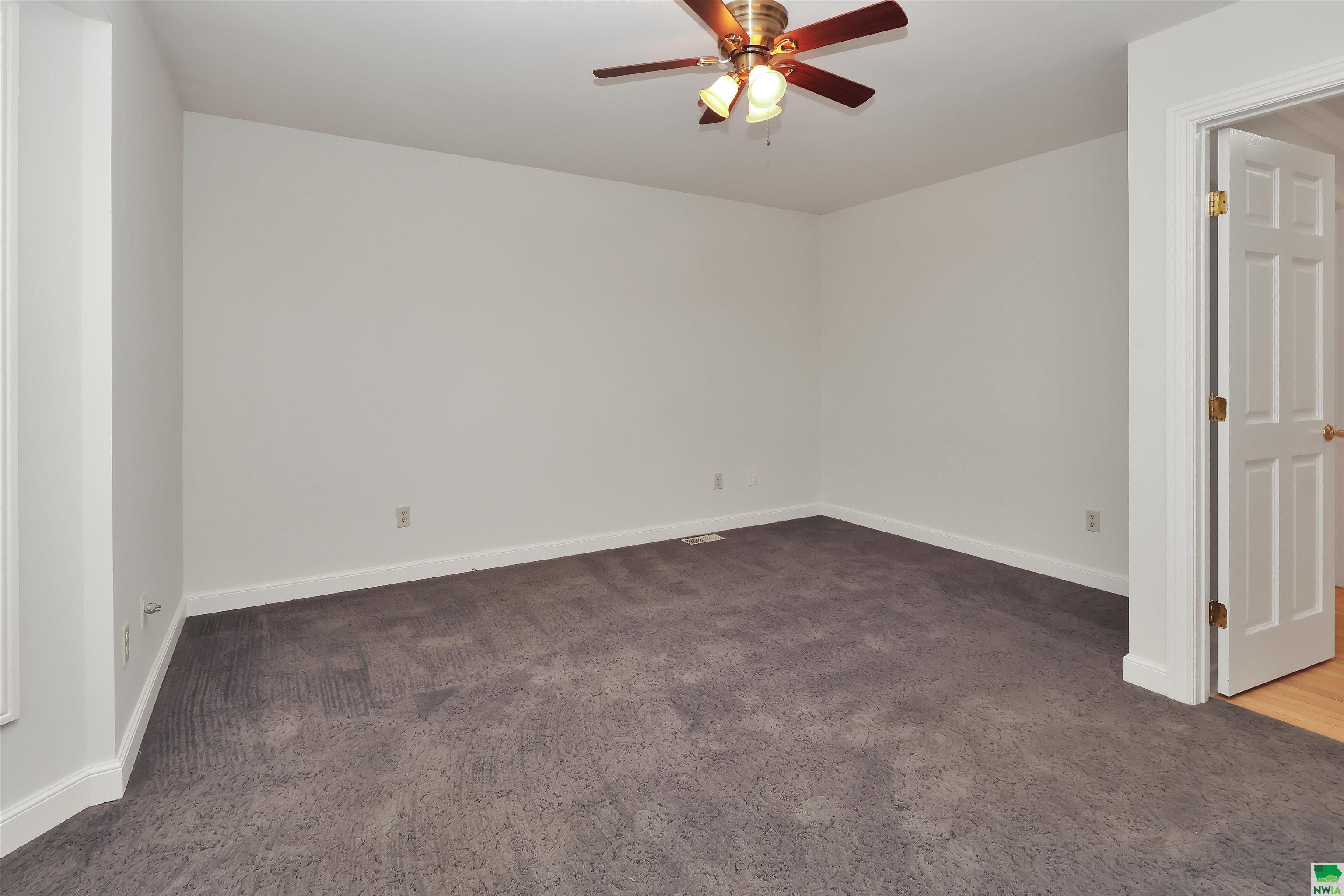 MLS #827645