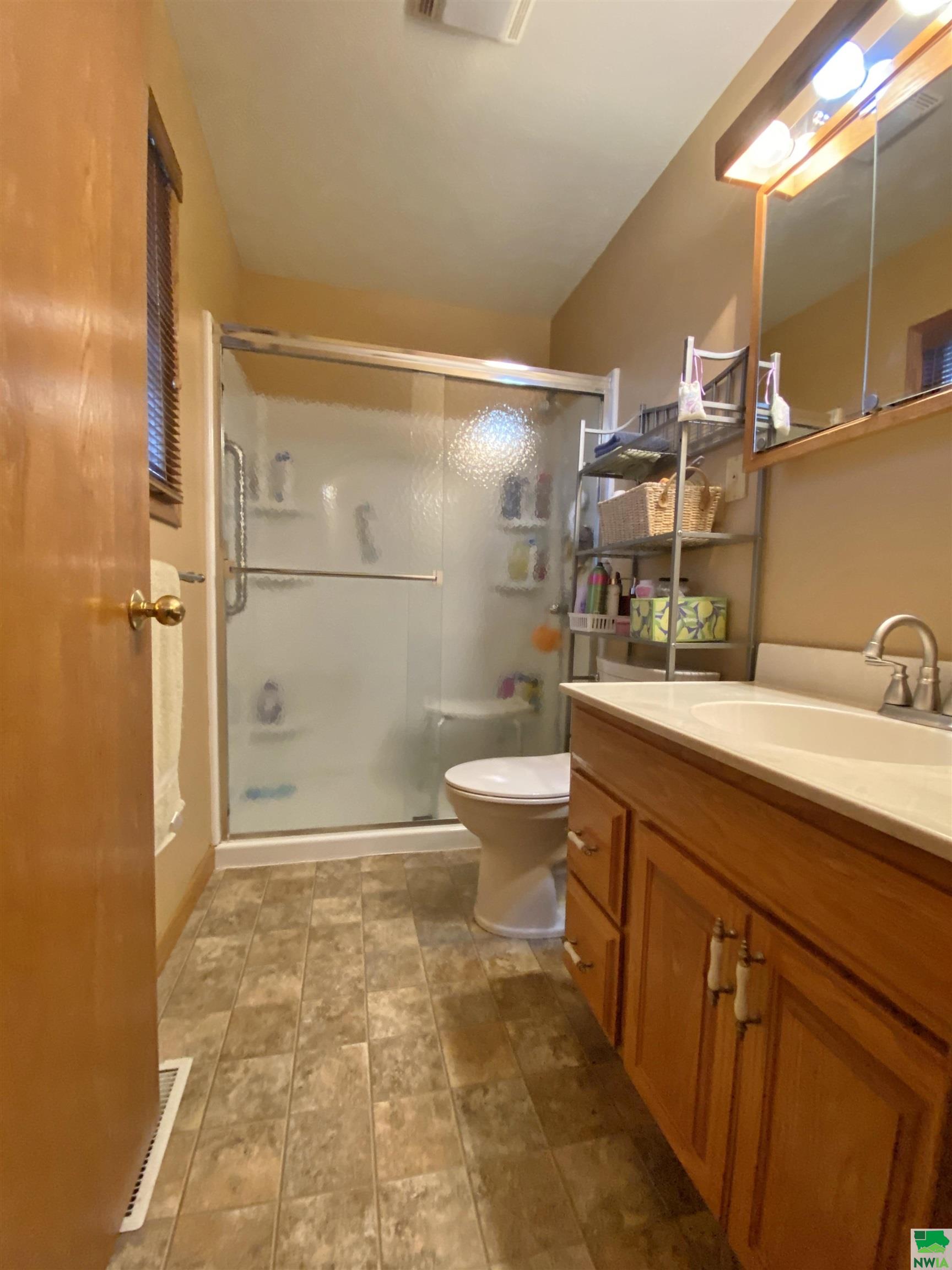 MLS #827661