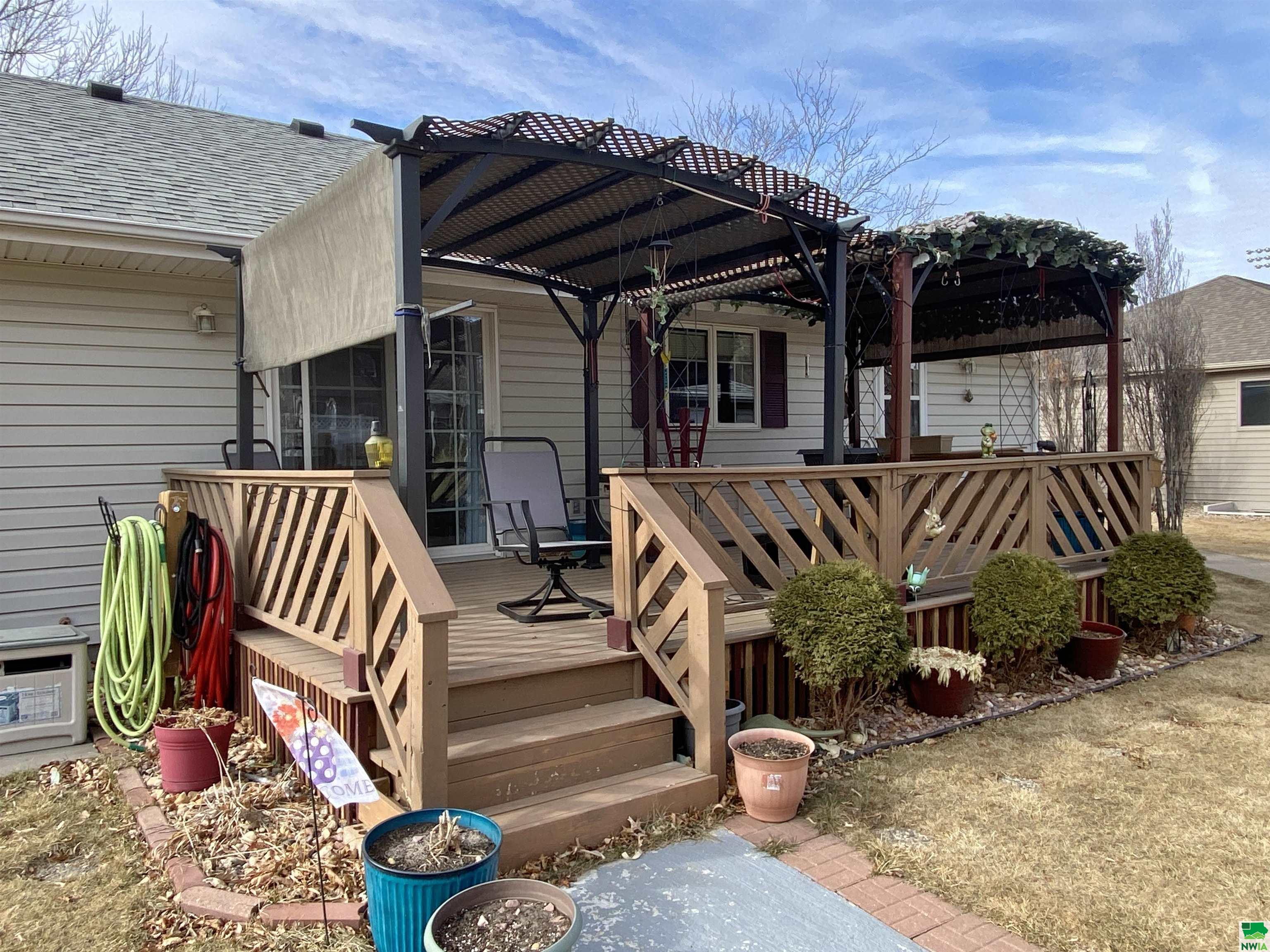 MLS #827661