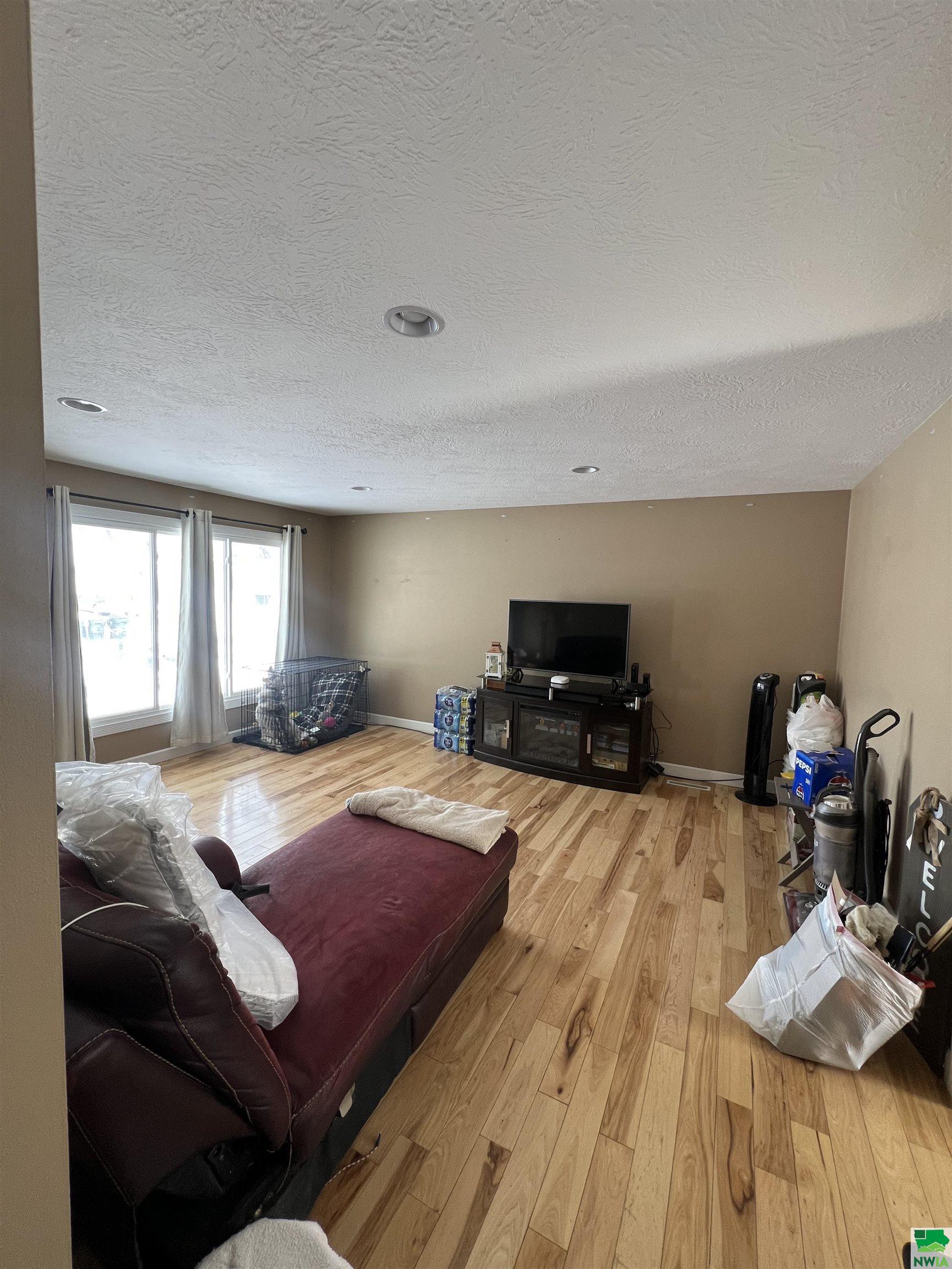 MLS #827664