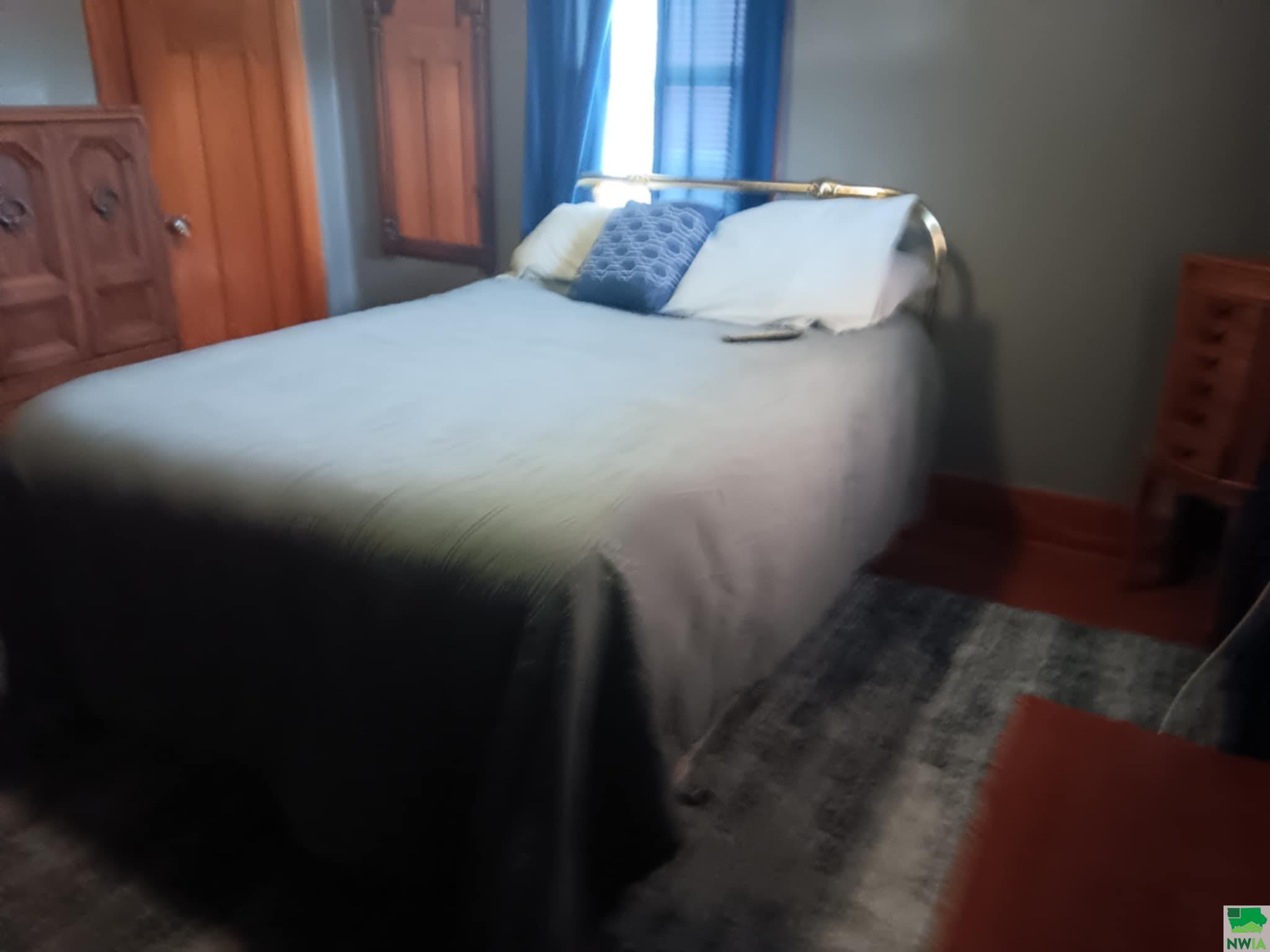 MLS #827718