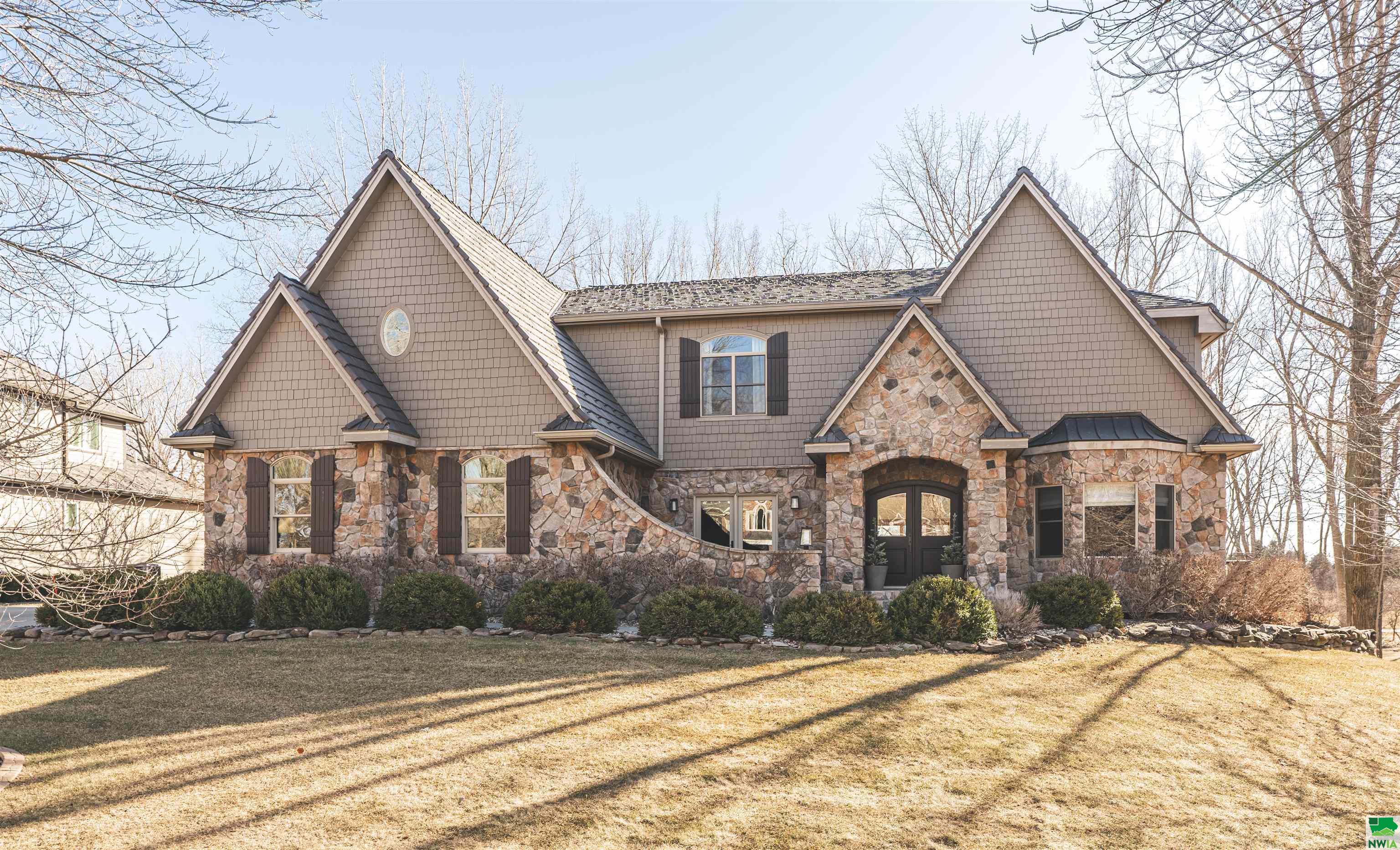 466 Firethorn Trail, Dakota Dunes, SD 57049 