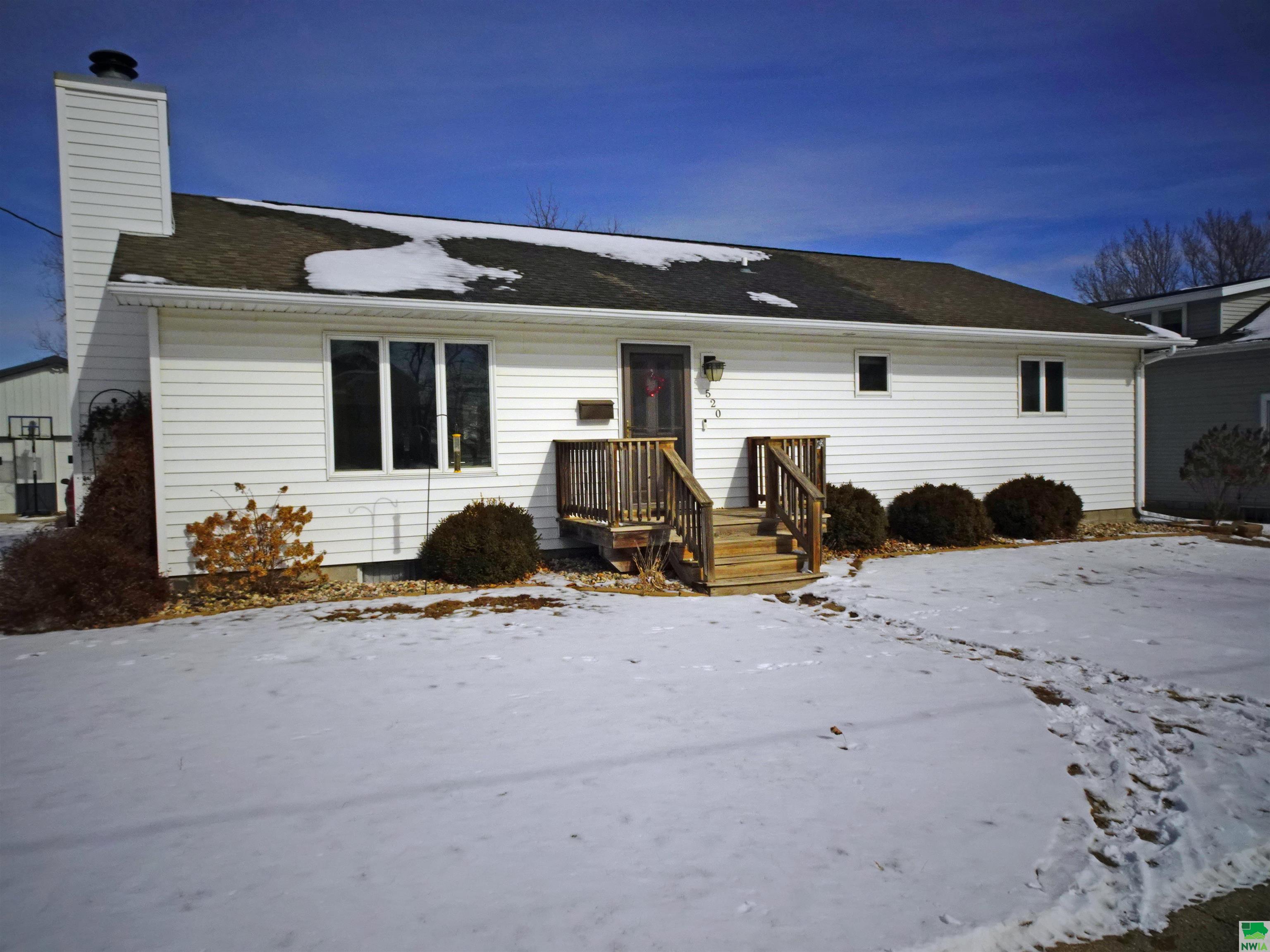 520 1st Street SE, Hartley, IA 51346 