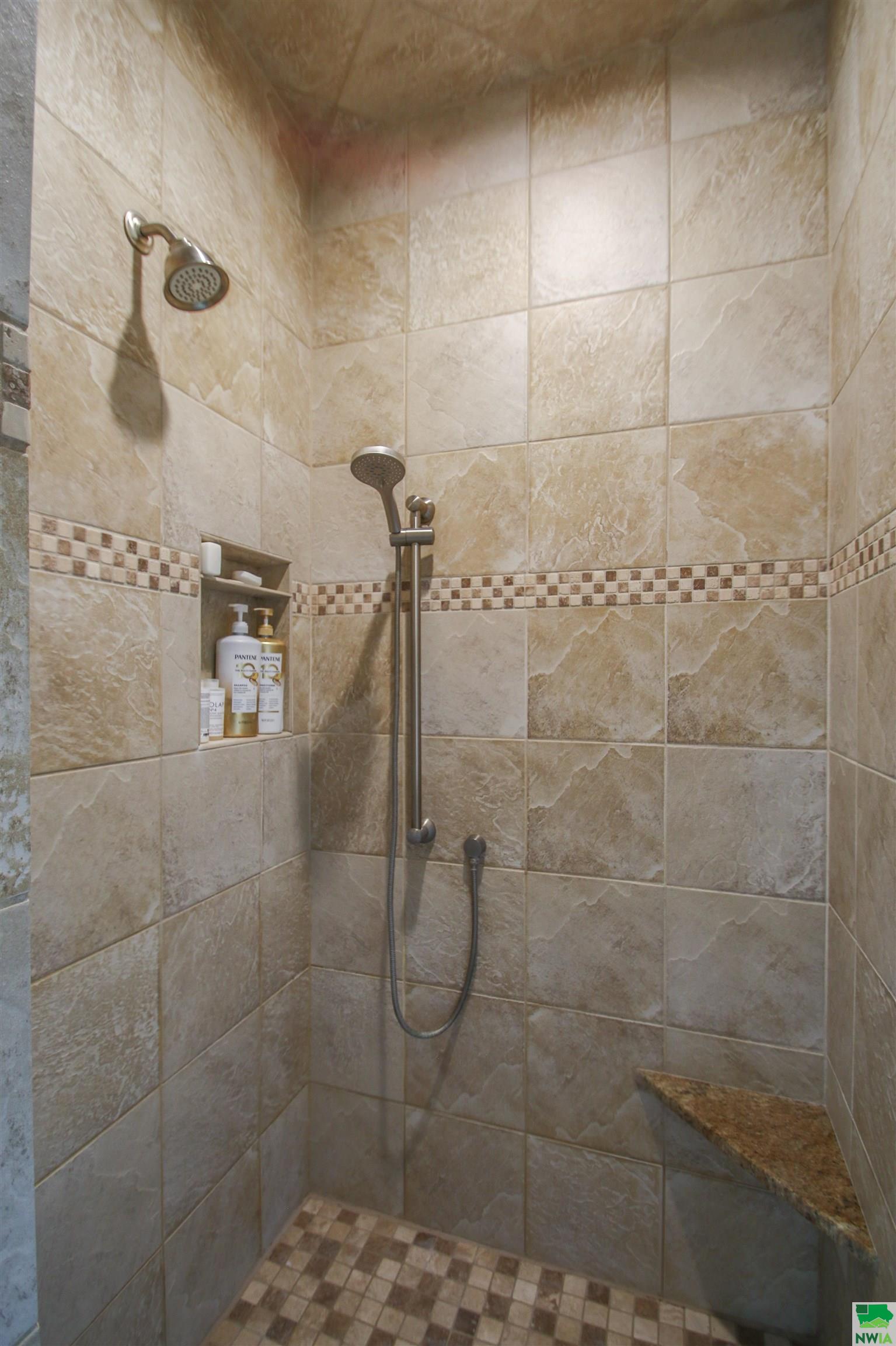 MLS #827734