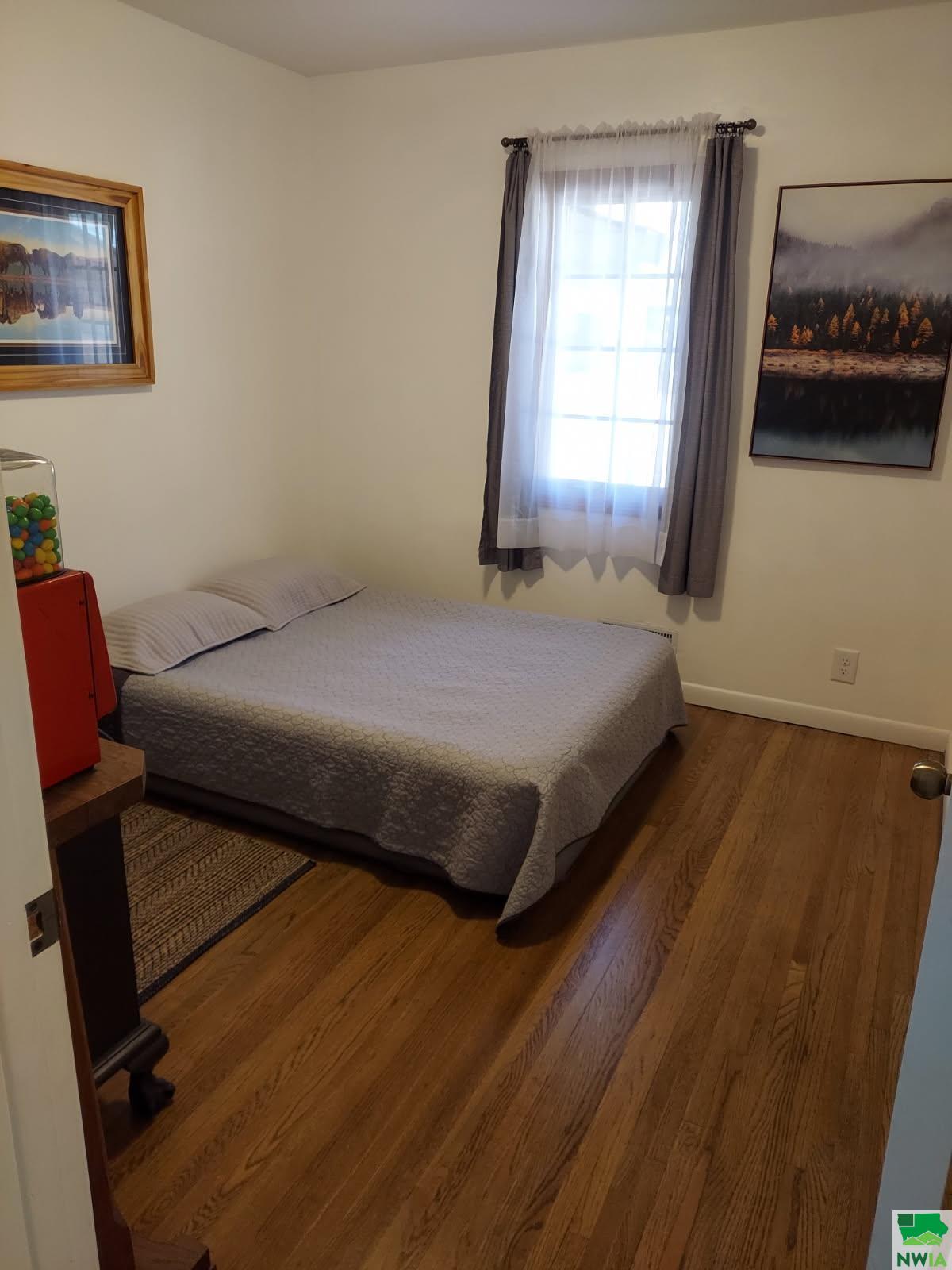 MLS #827738