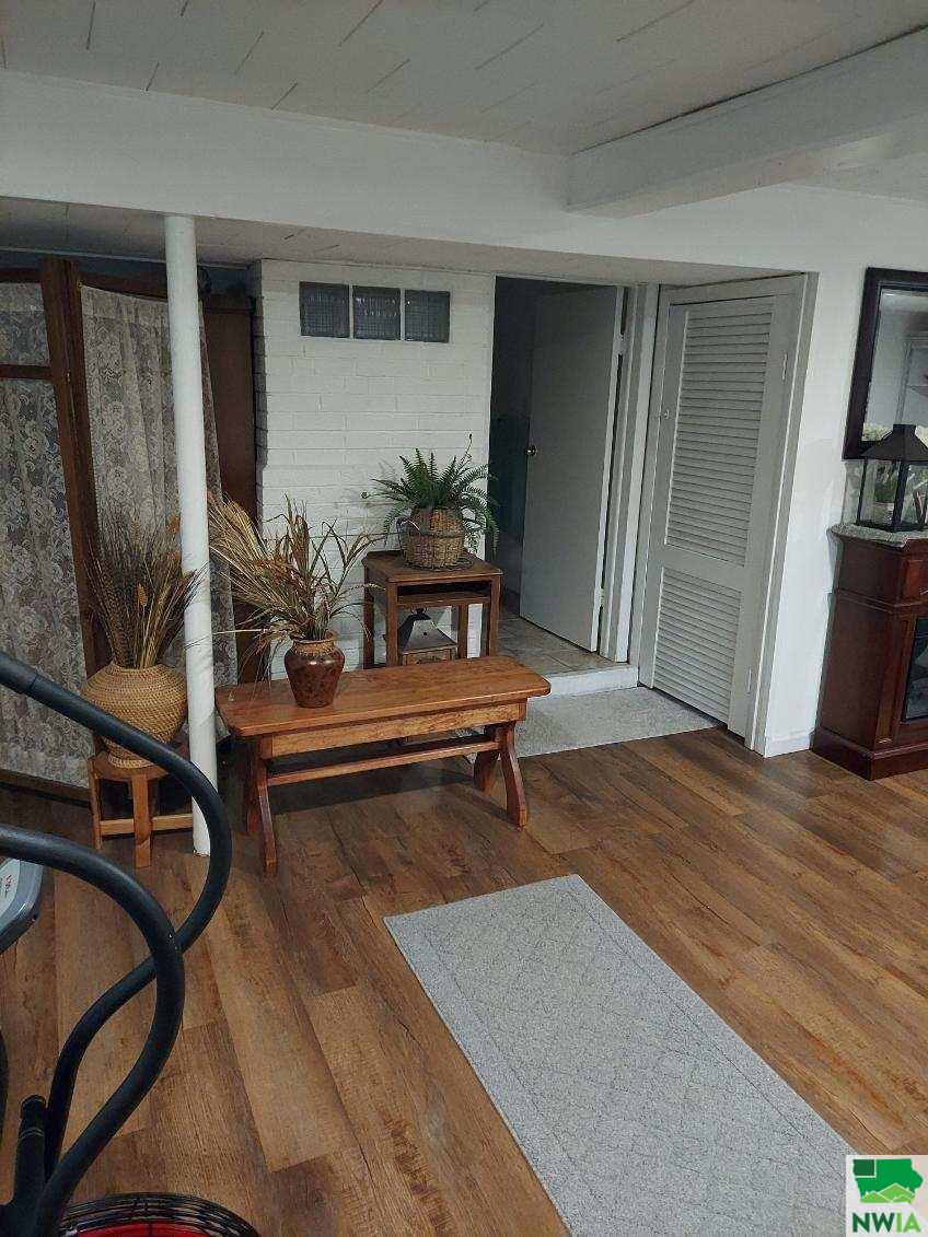 MLS #827738