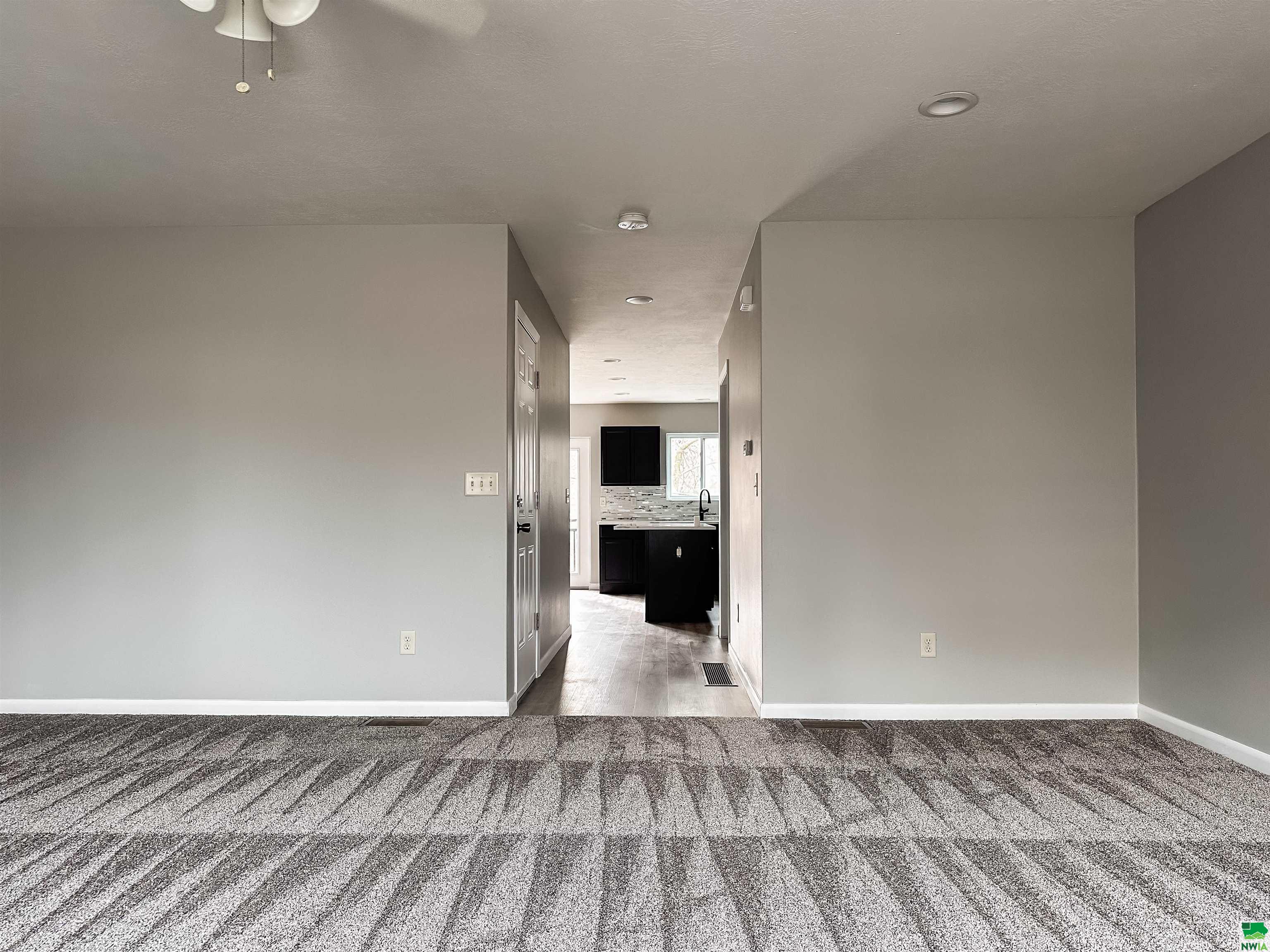 MLS #827740