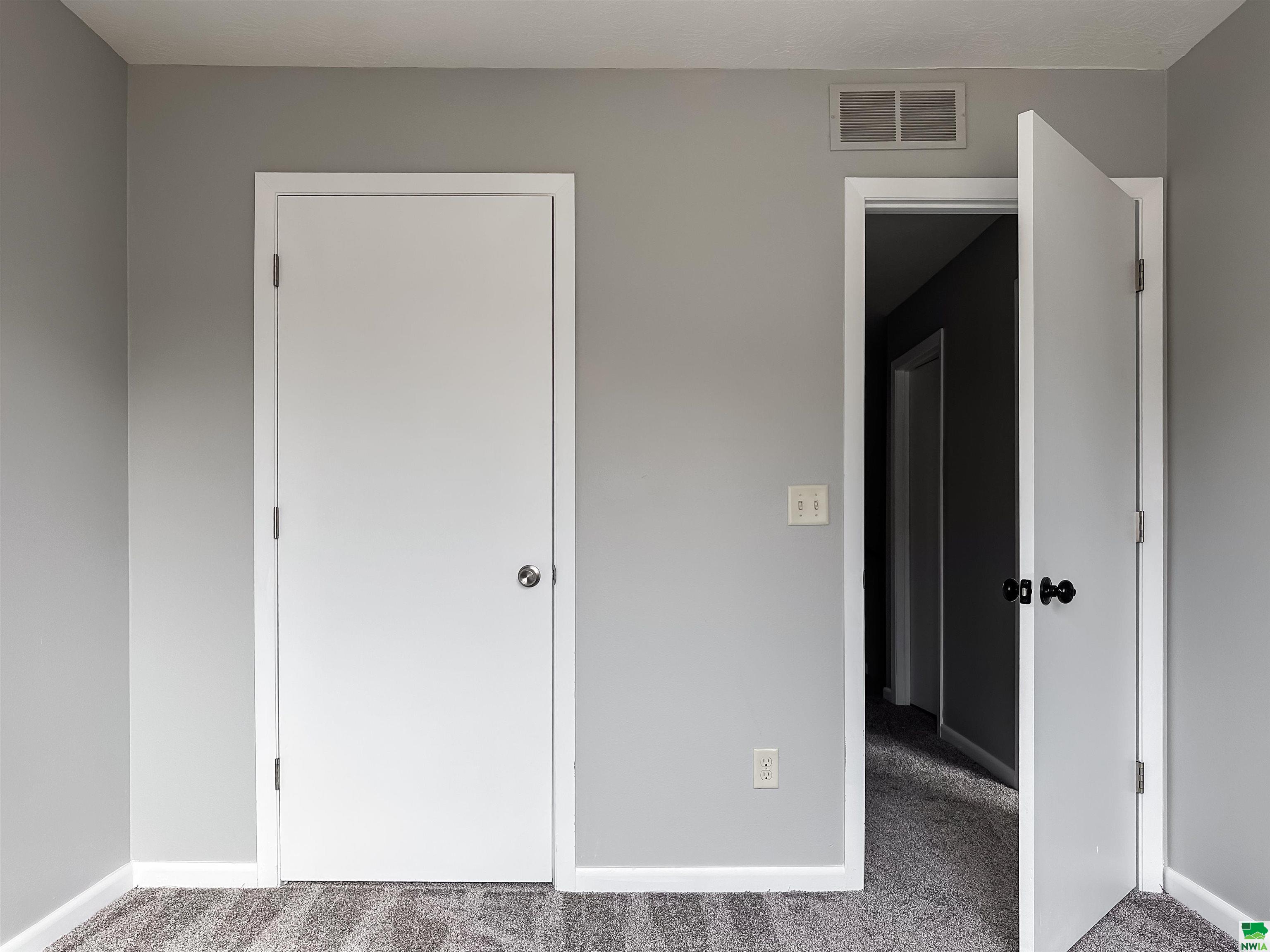 MLS #827740