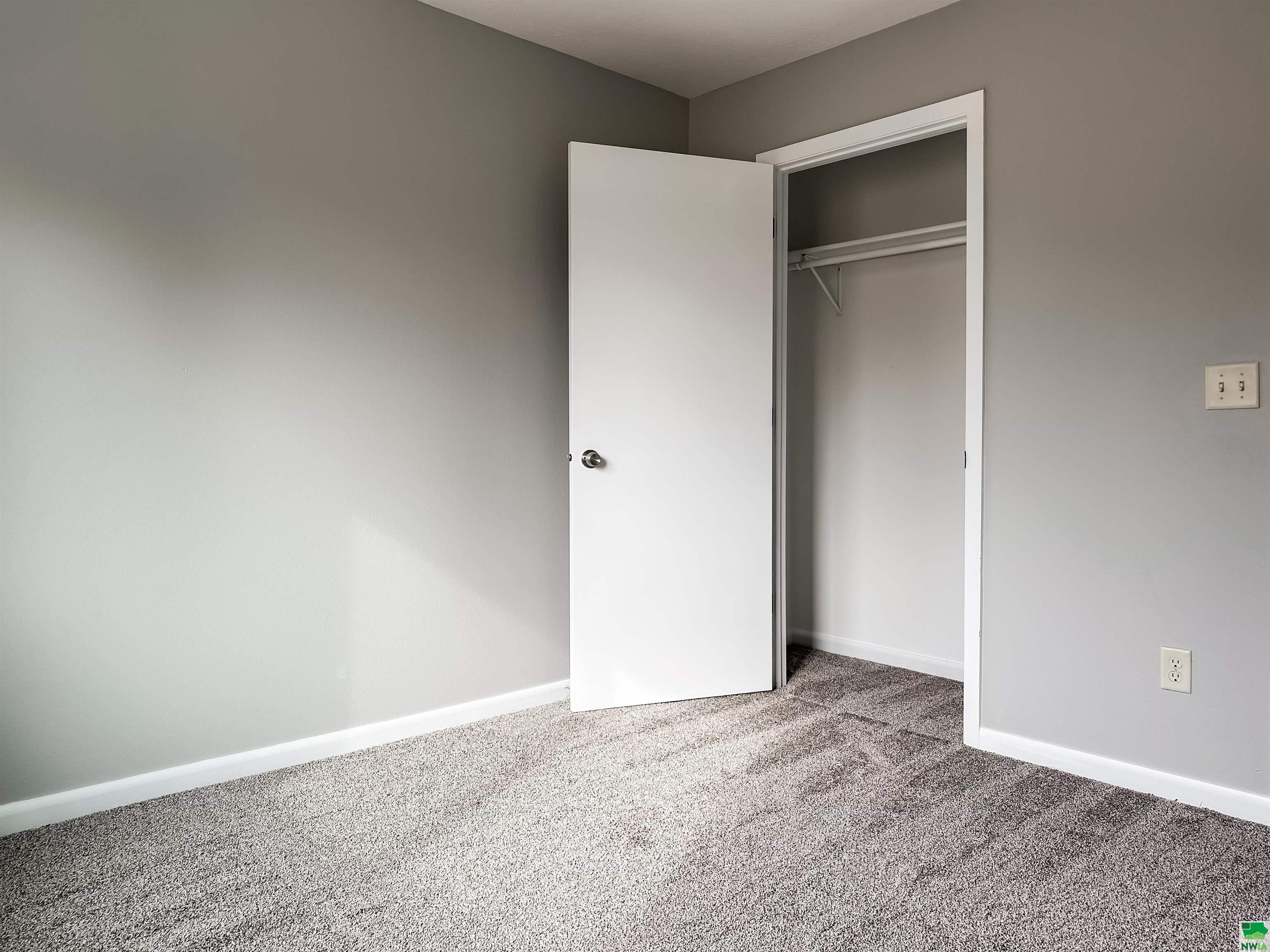 MLS #827740