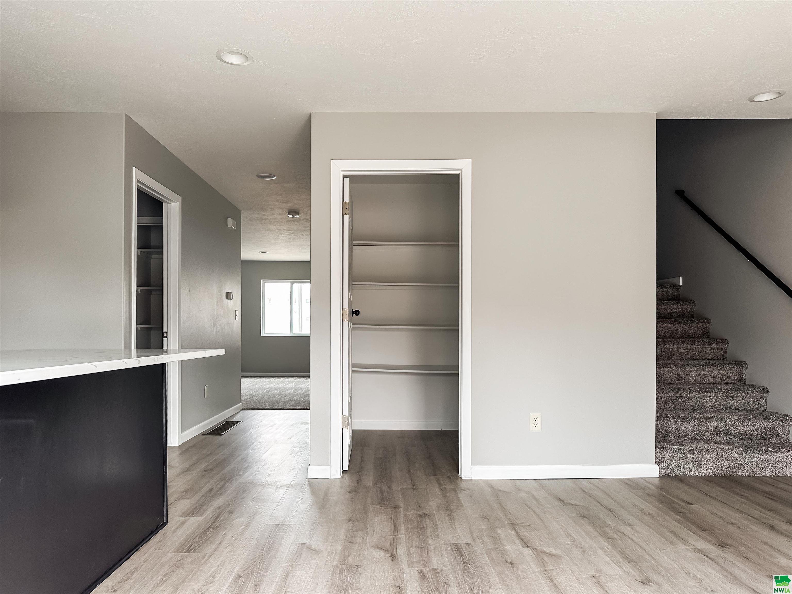 MLS #827740