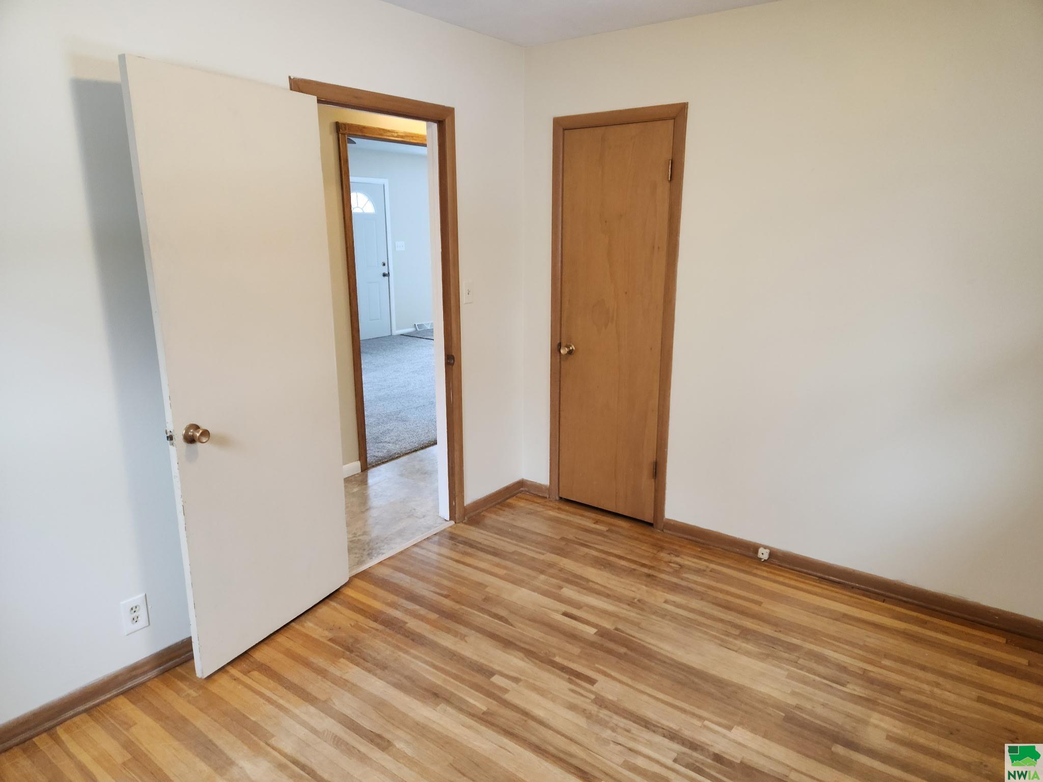 MLS #827741