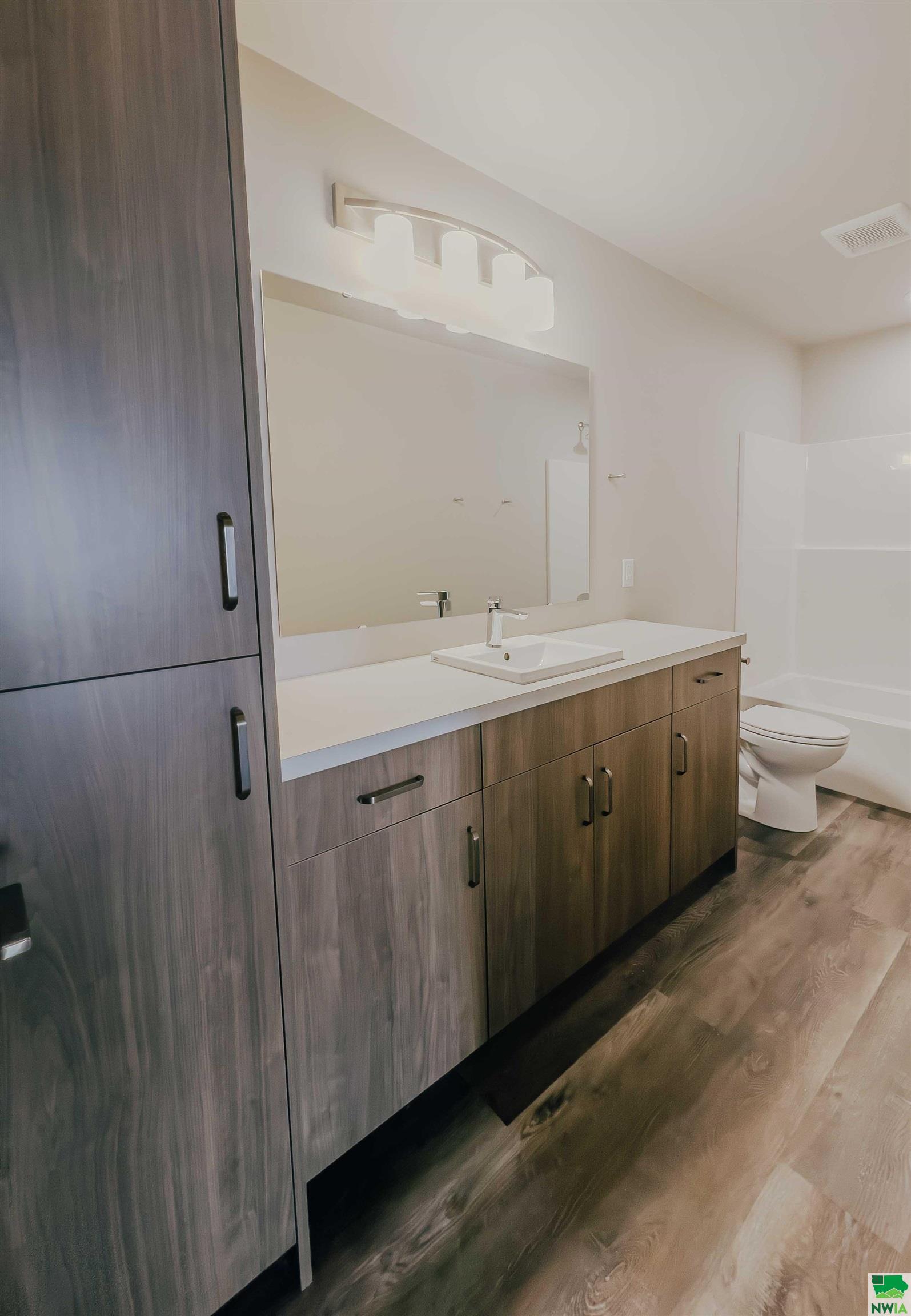 MLS #827757