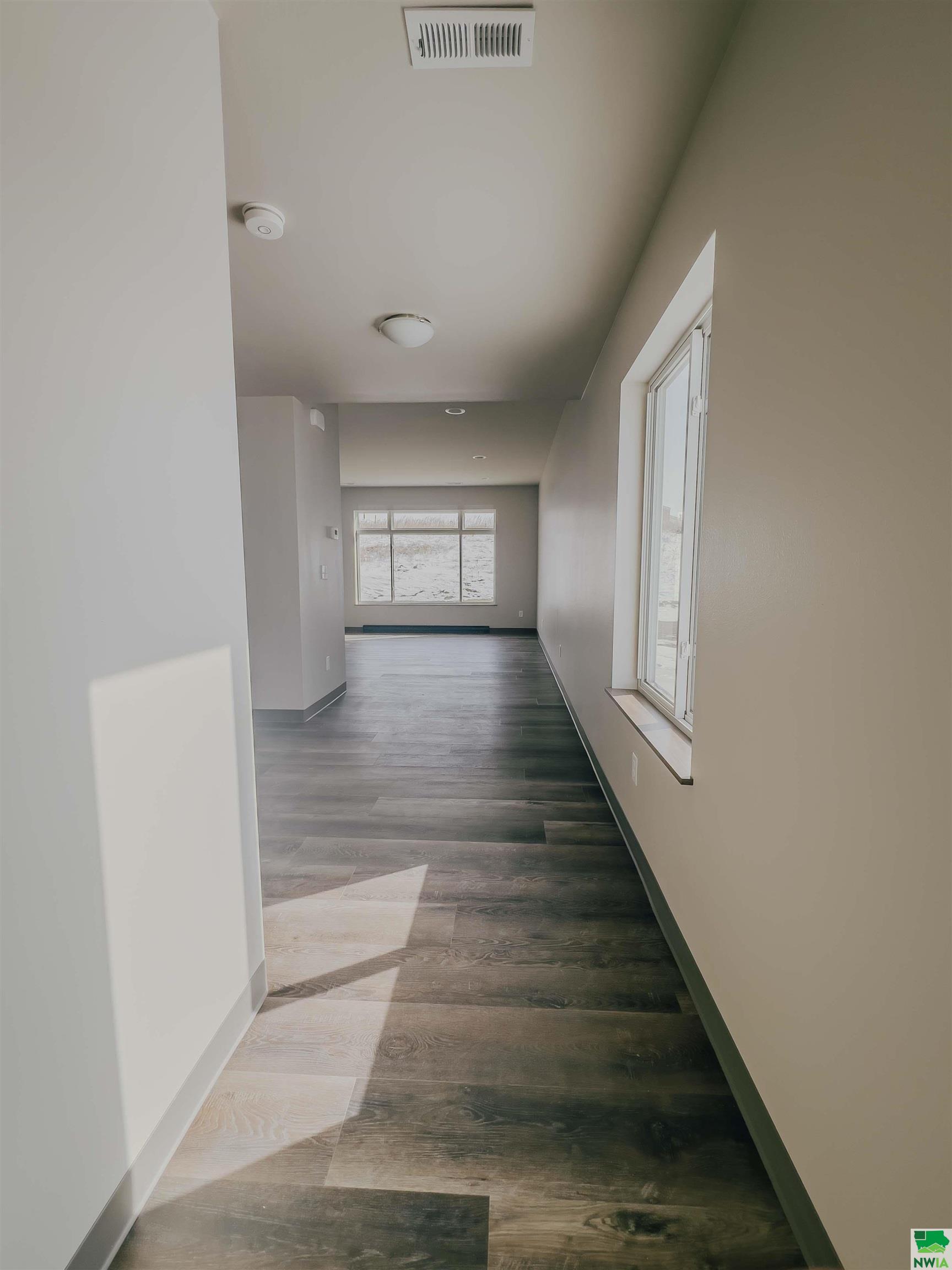 MLS #827757