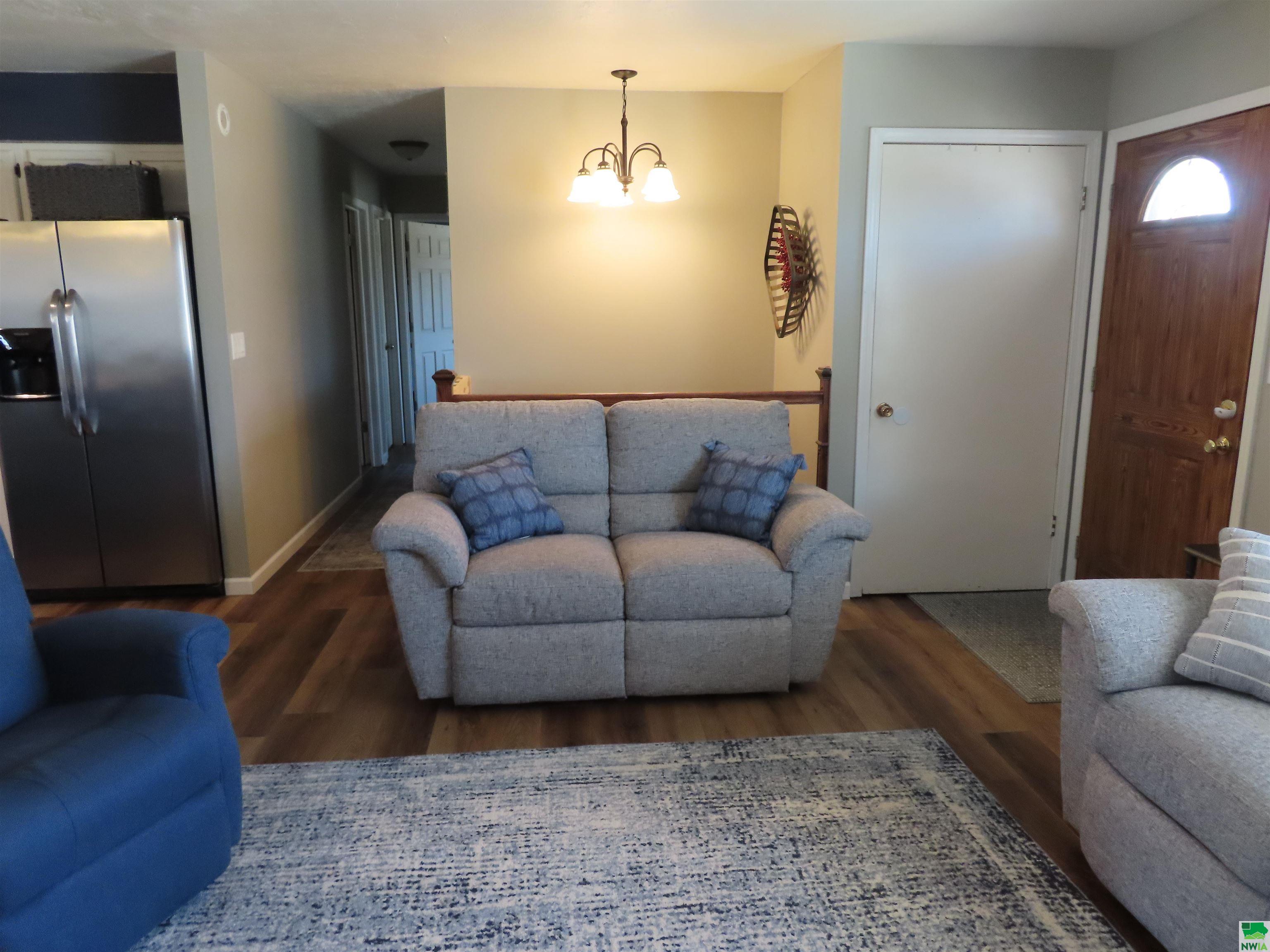 MLS #827760