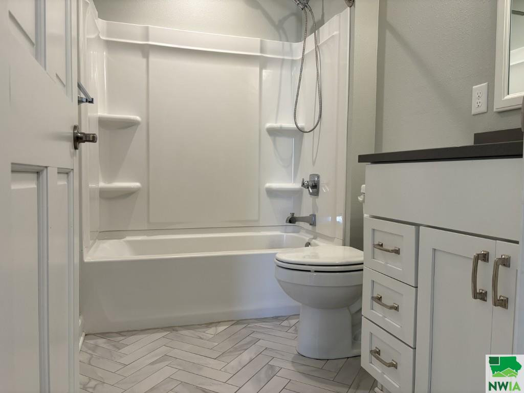 MLS #827776