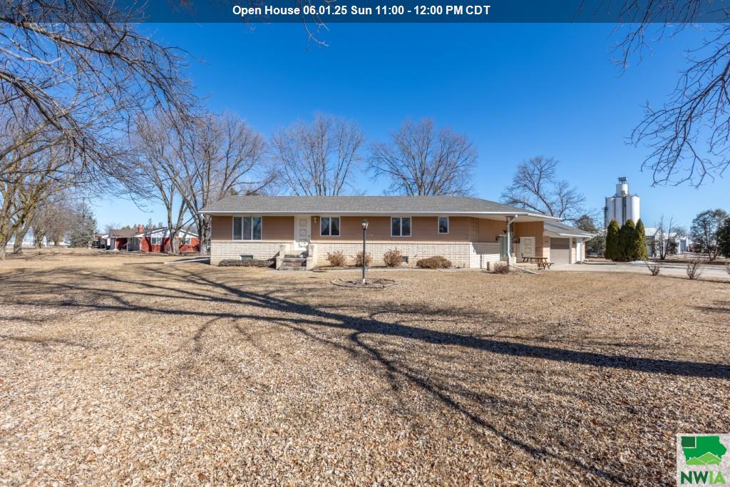 1112 Emerald Street, Onawa, IA 51040 