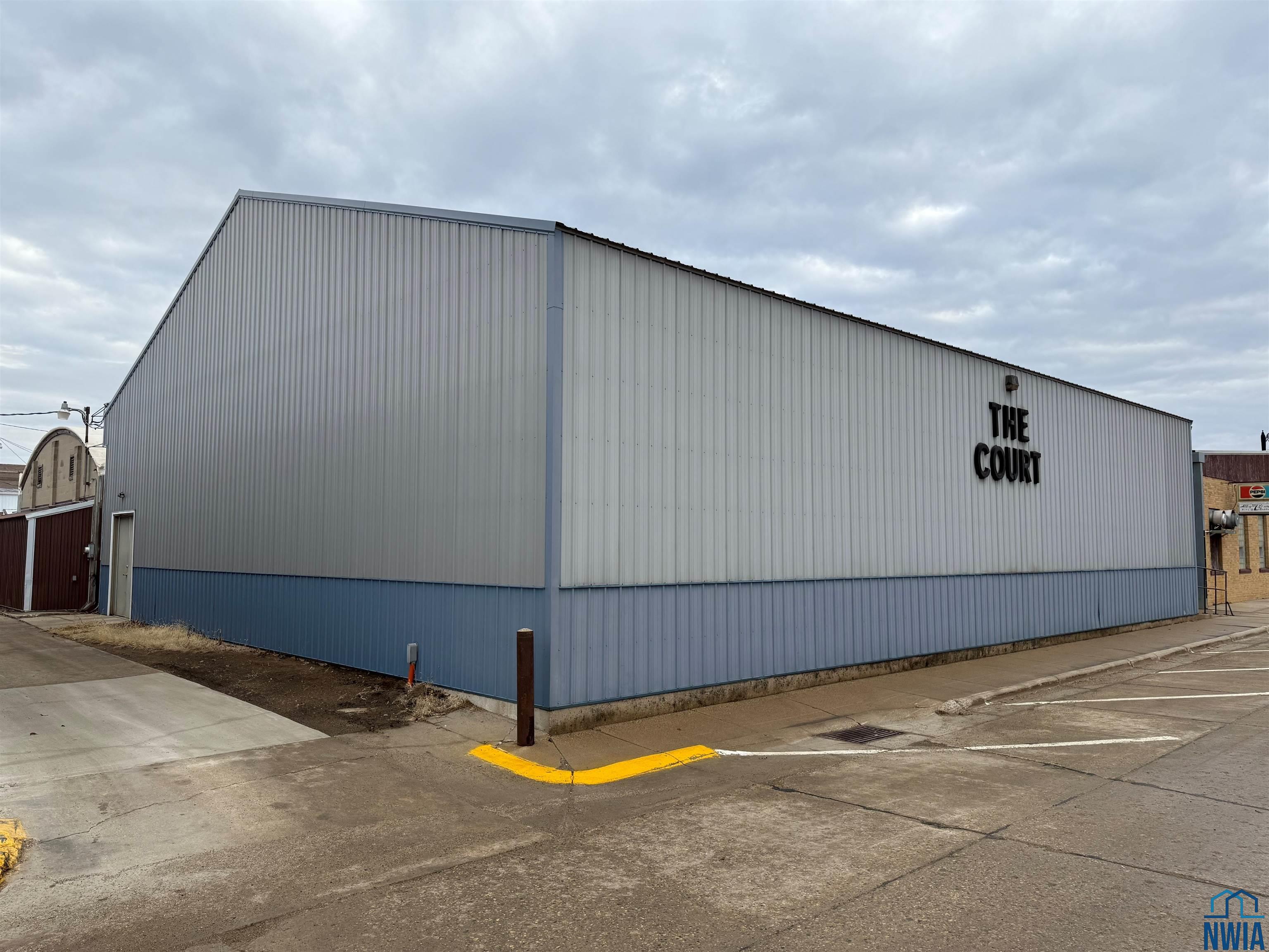 945 3rd Avenue, Sibley, IA 51249 