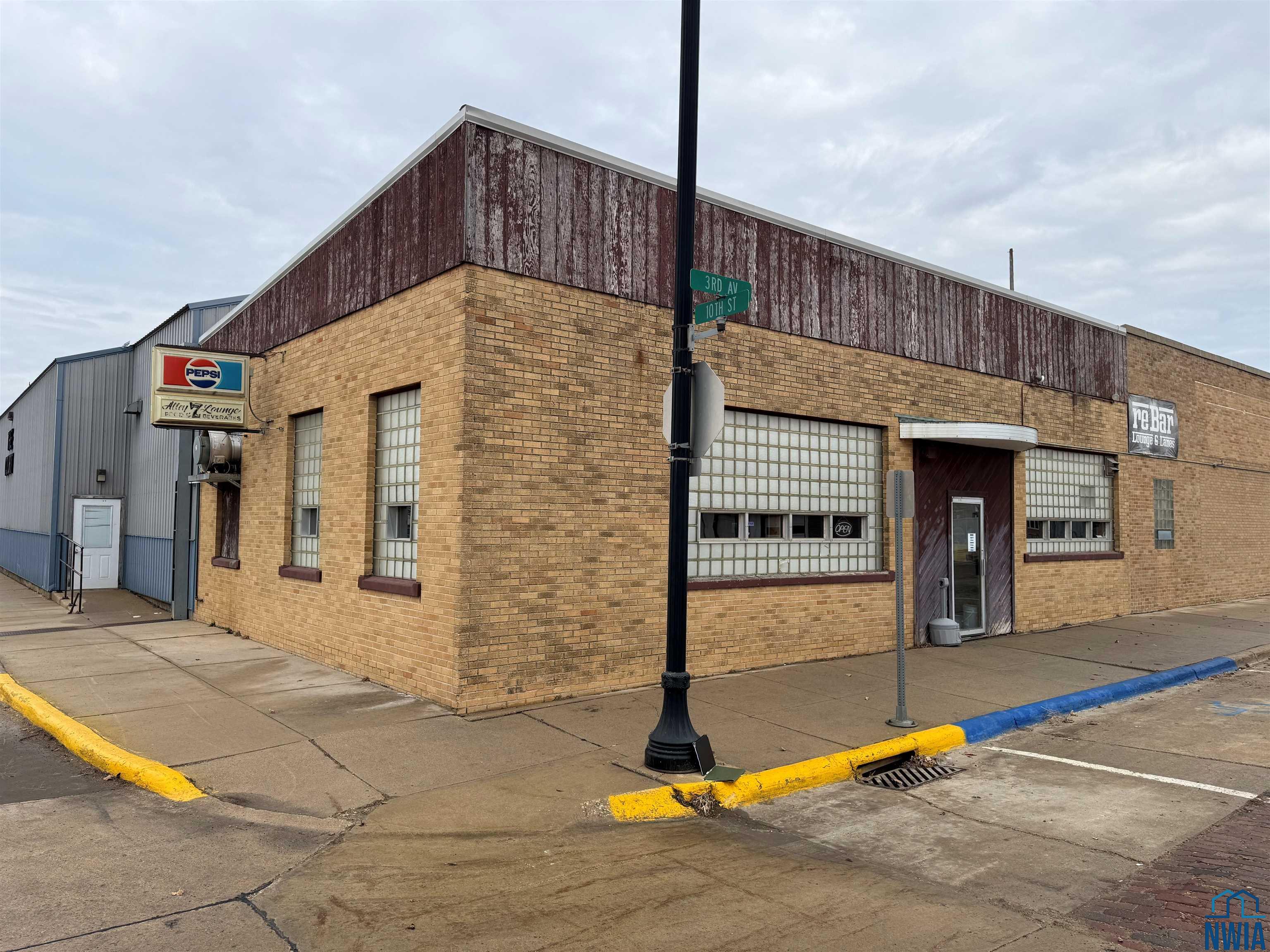 945 3rd Ave, Sibley, IA 51249 