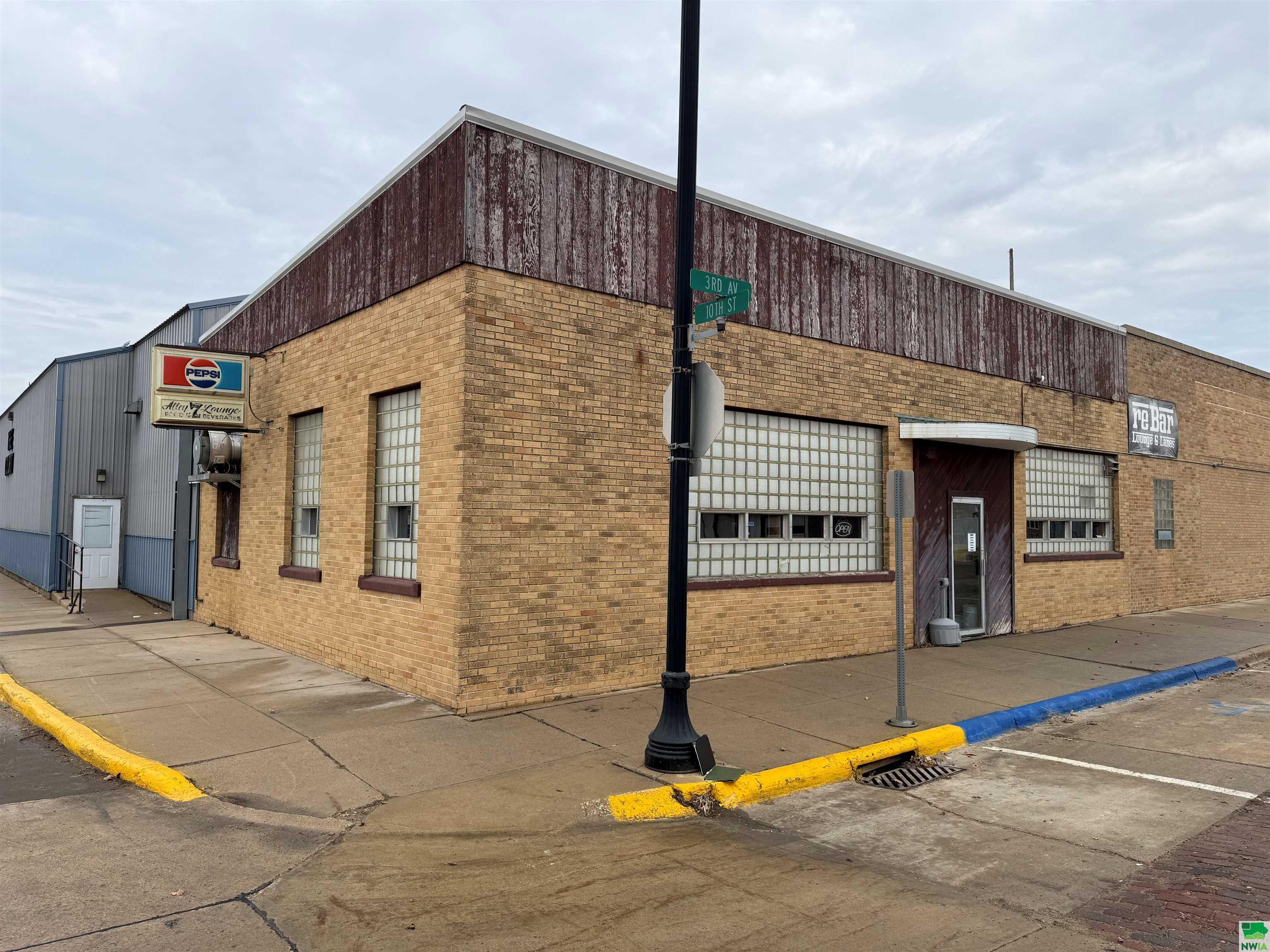 945 3rd Ave, Sibley, IA 51249 