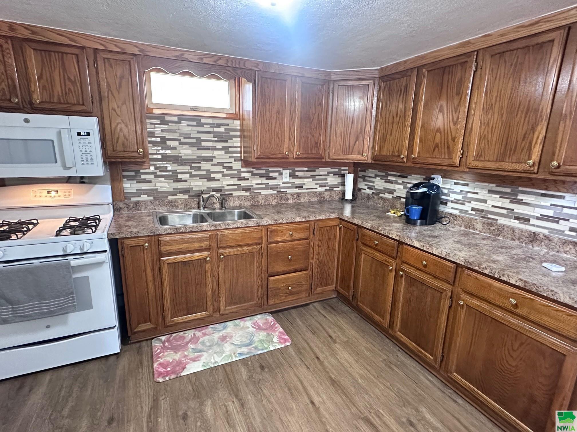 MLS #827785