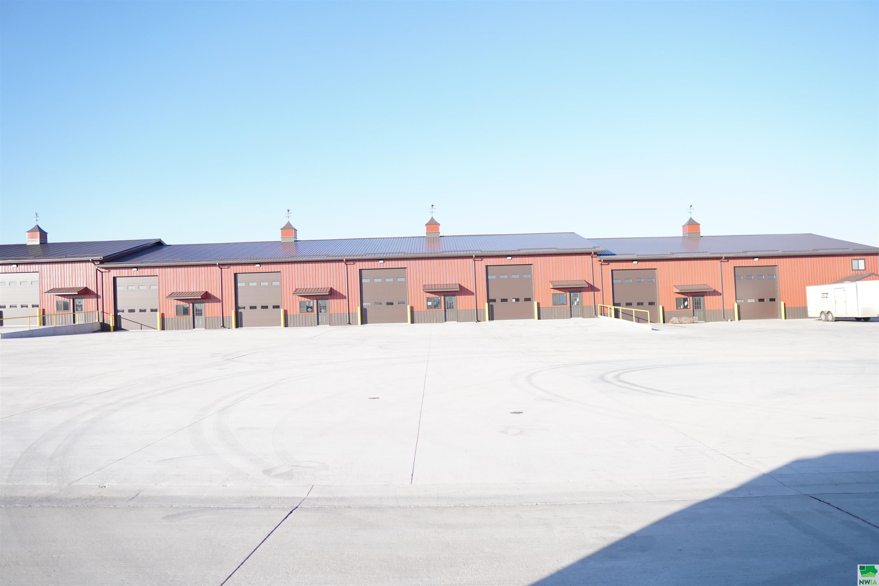 3987 Floyd St #6, Sheldon, IA 51201 