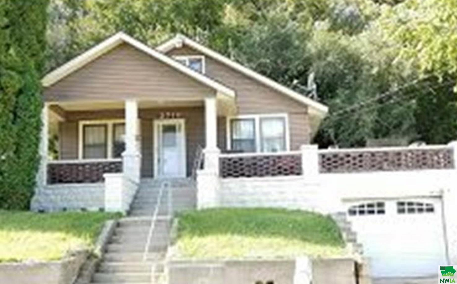 2719 Lafayette St., Sioux City, IA 51104 
