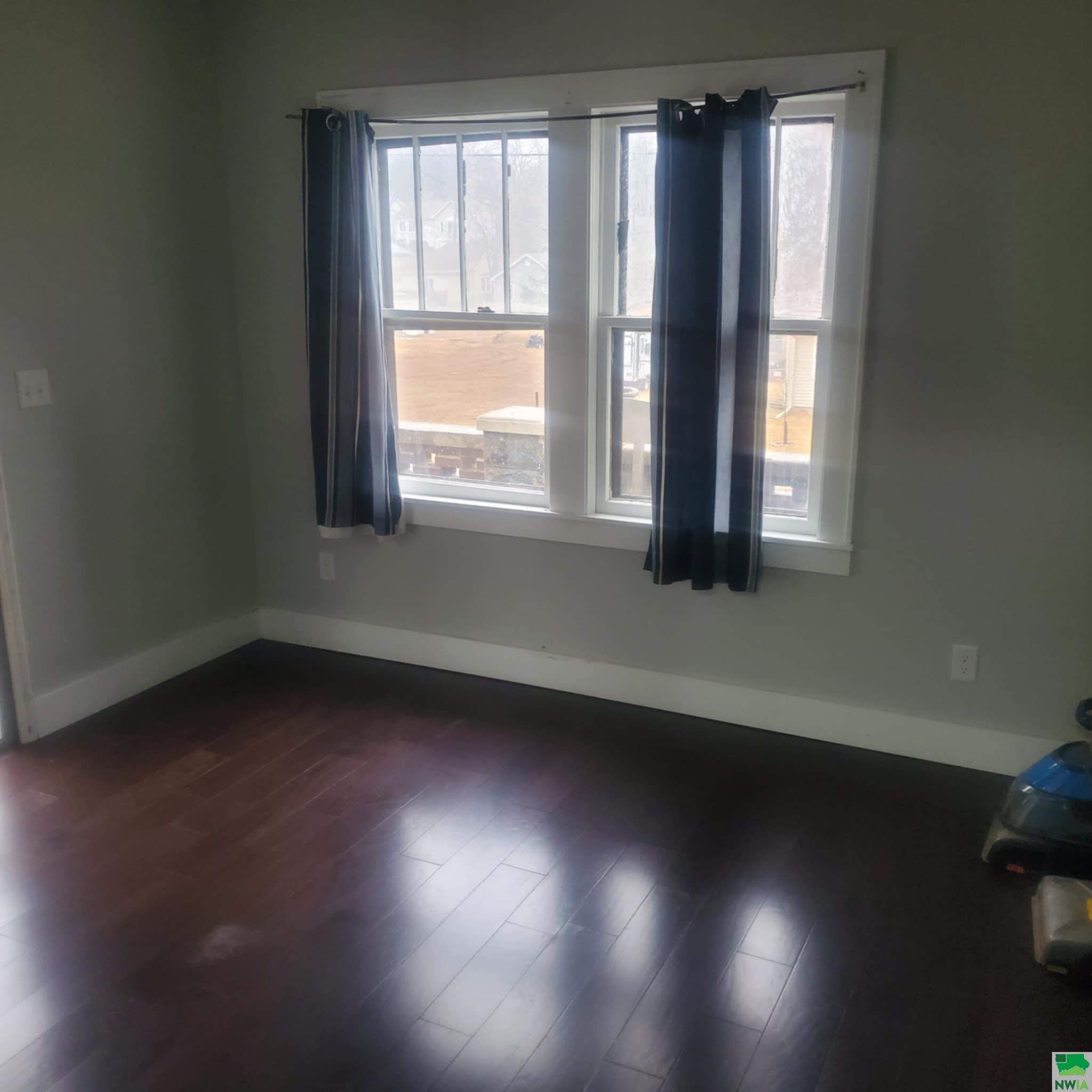 MLS #827796