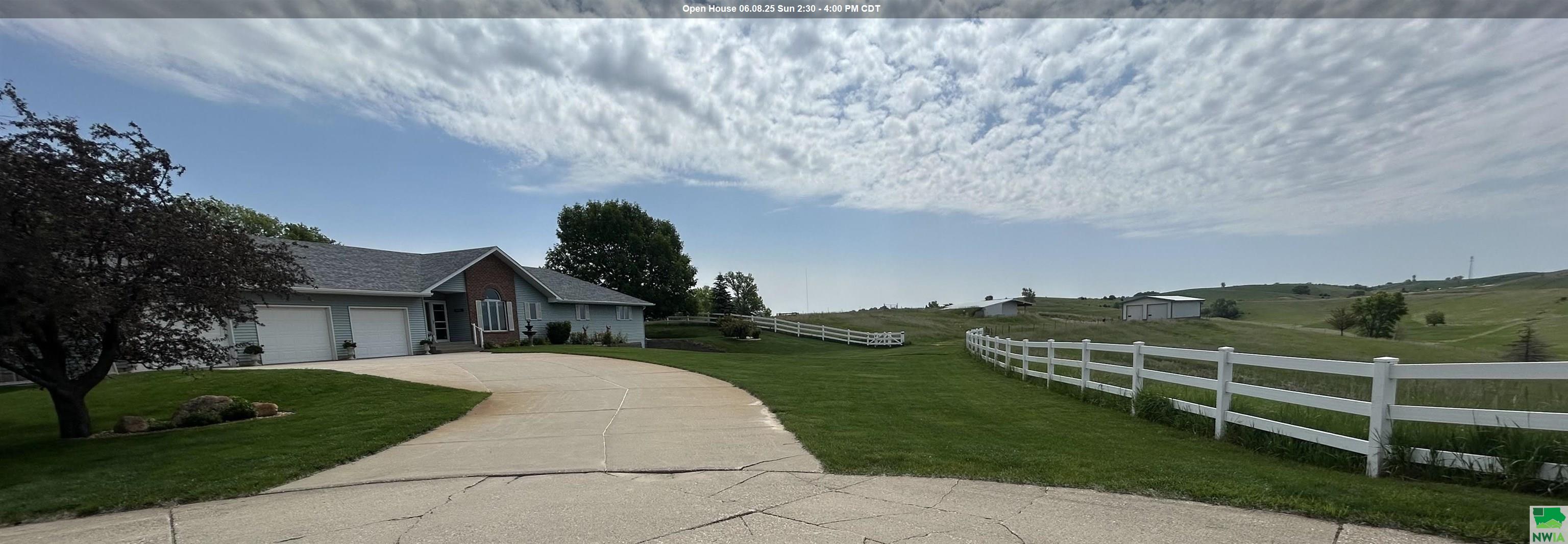 4440 Lost Meadows Road, Sioux City, IA 51108 
