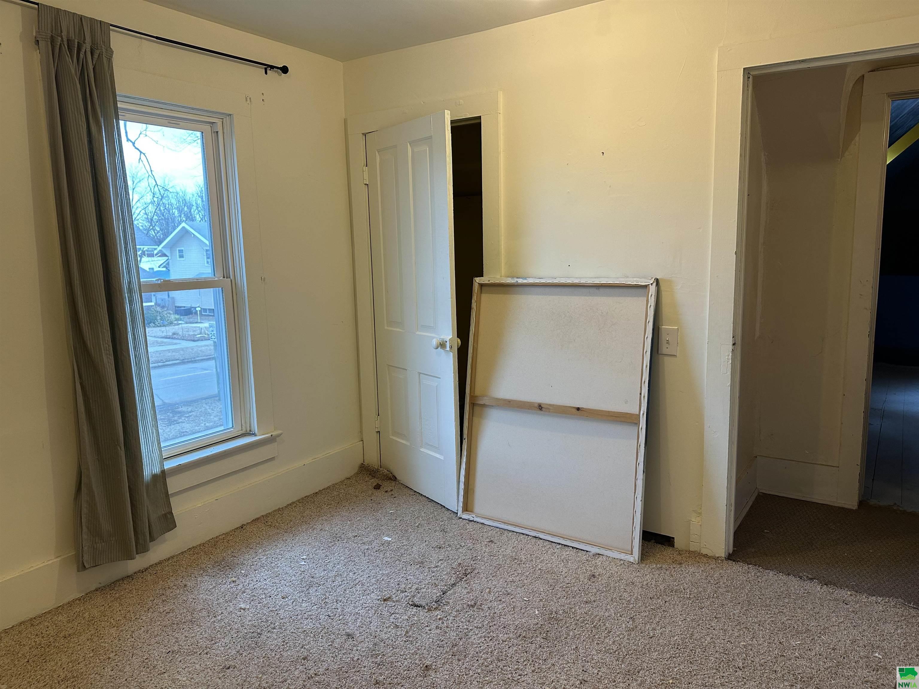 MLS #827808