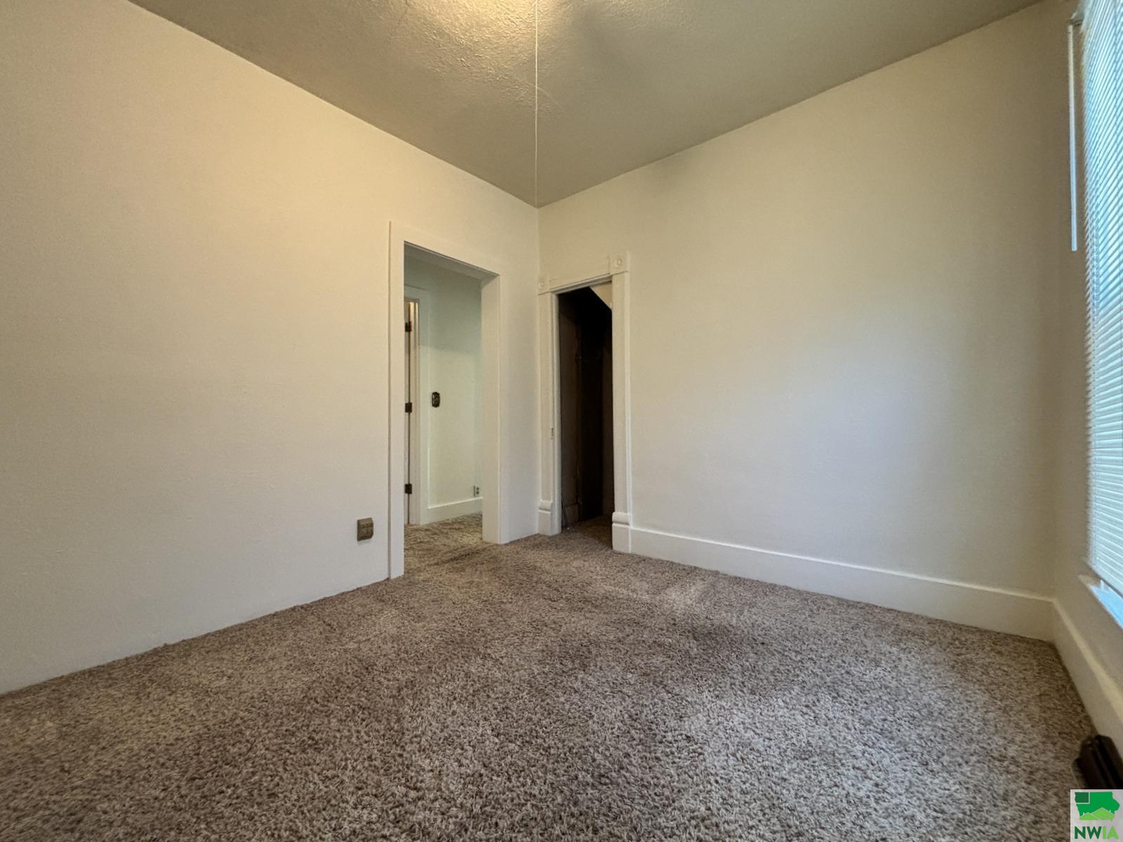 MLS #827811