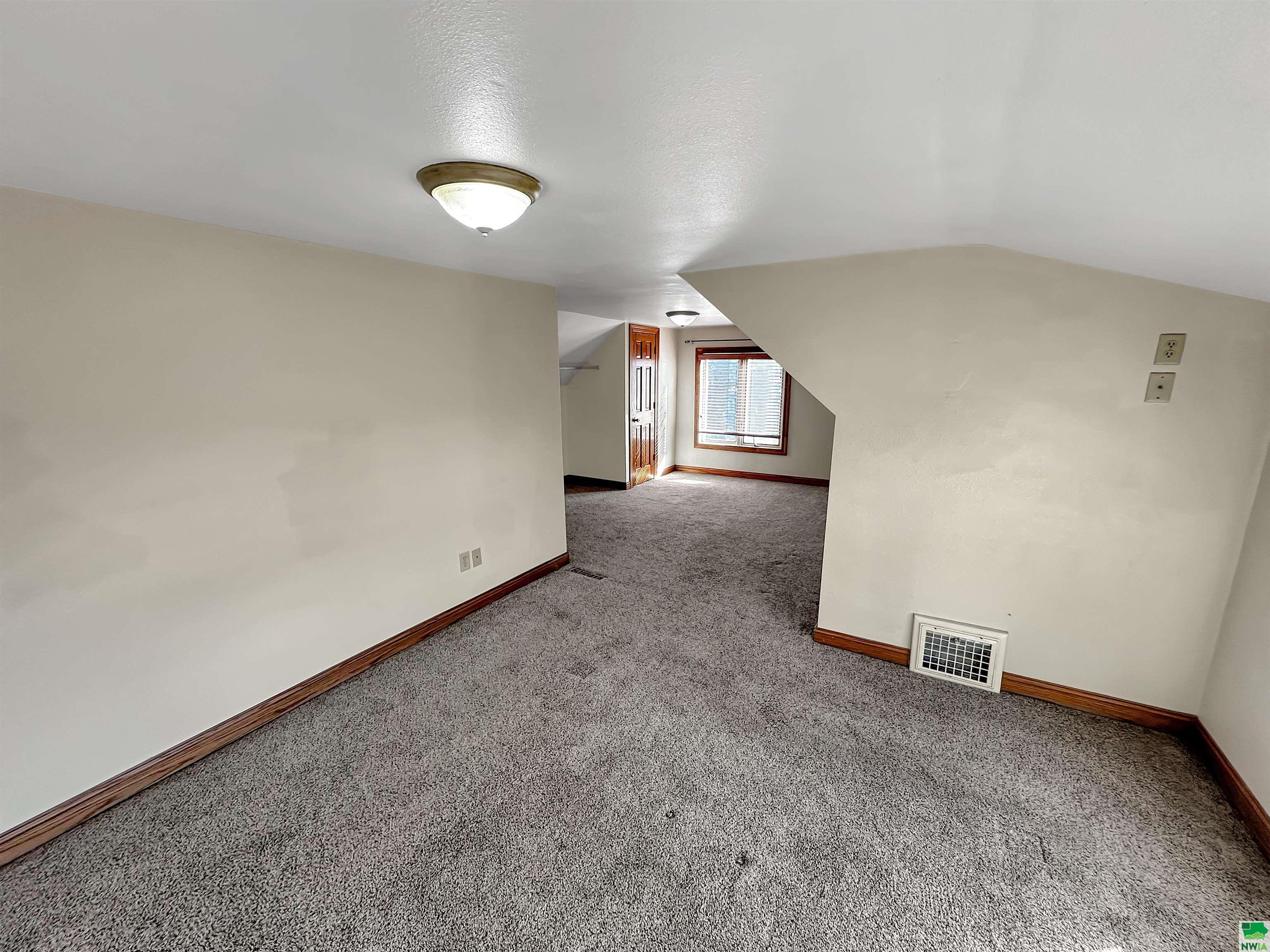 MLS #827812