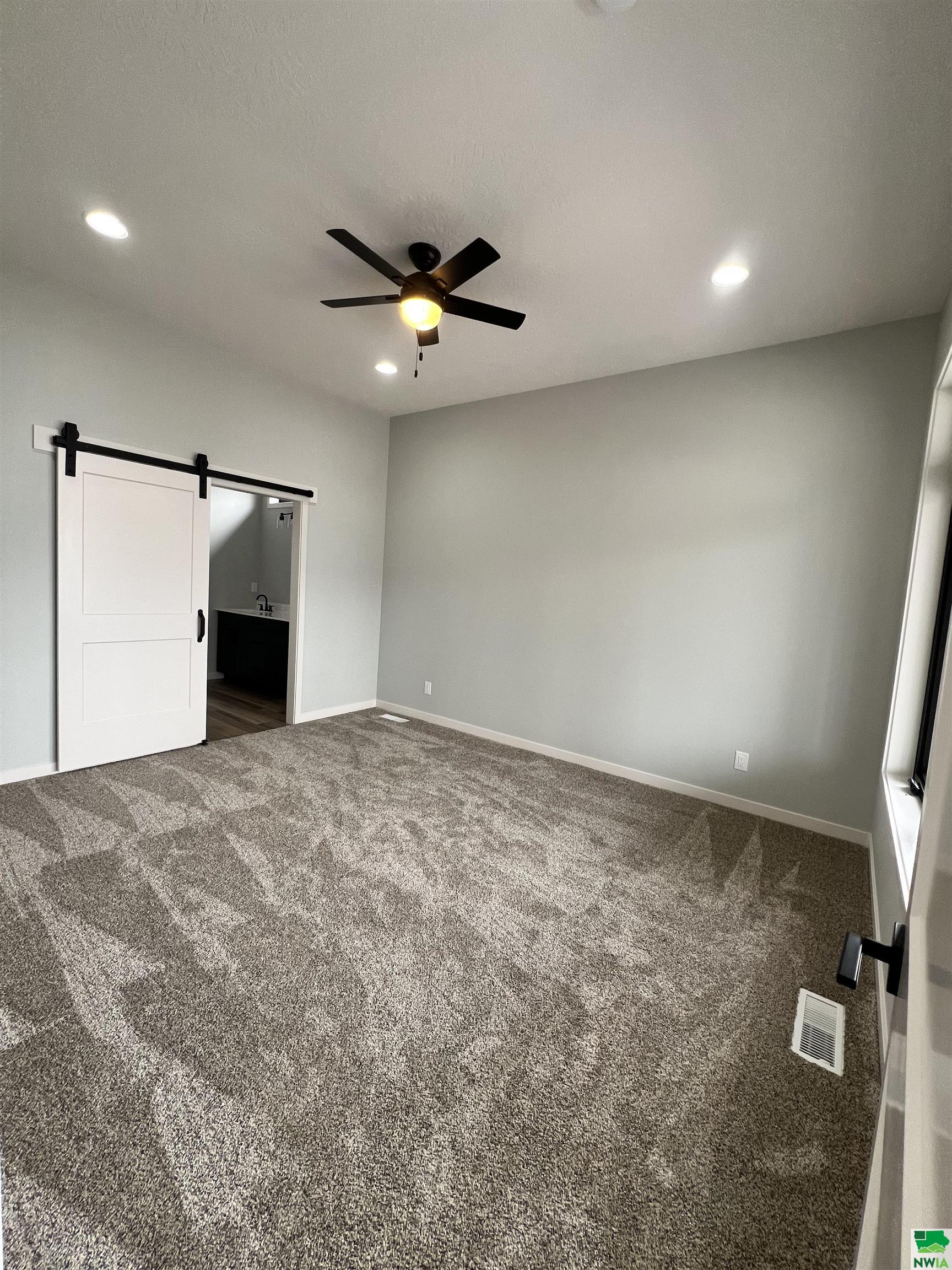 MLS #827816