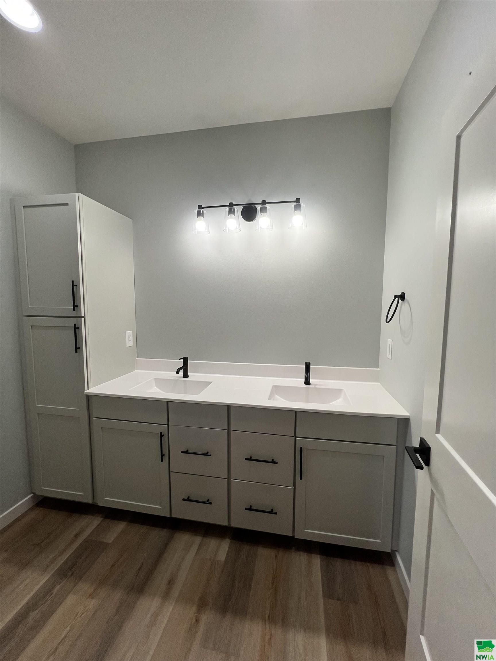 MLS #827816