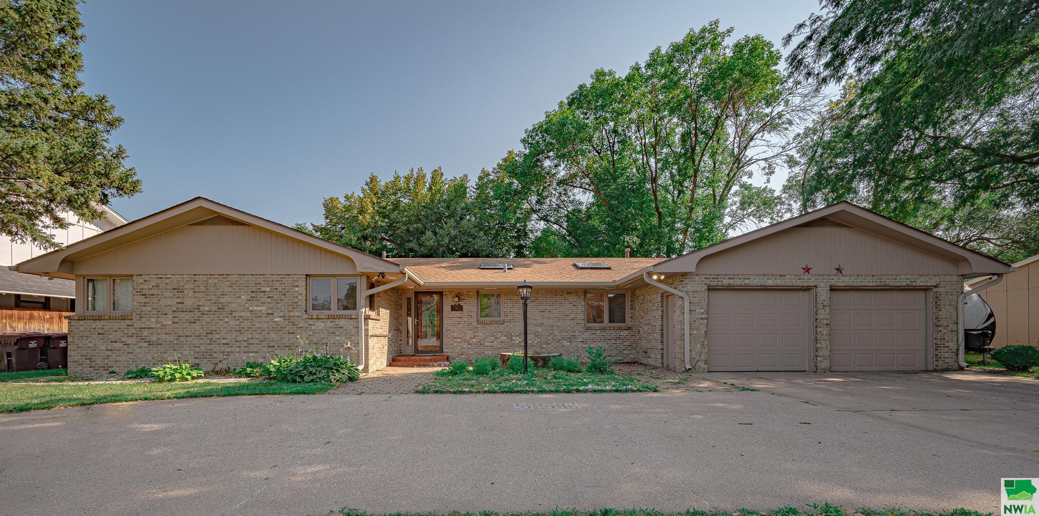 518 32nd Street E, South Sioux City, NE 68776 
