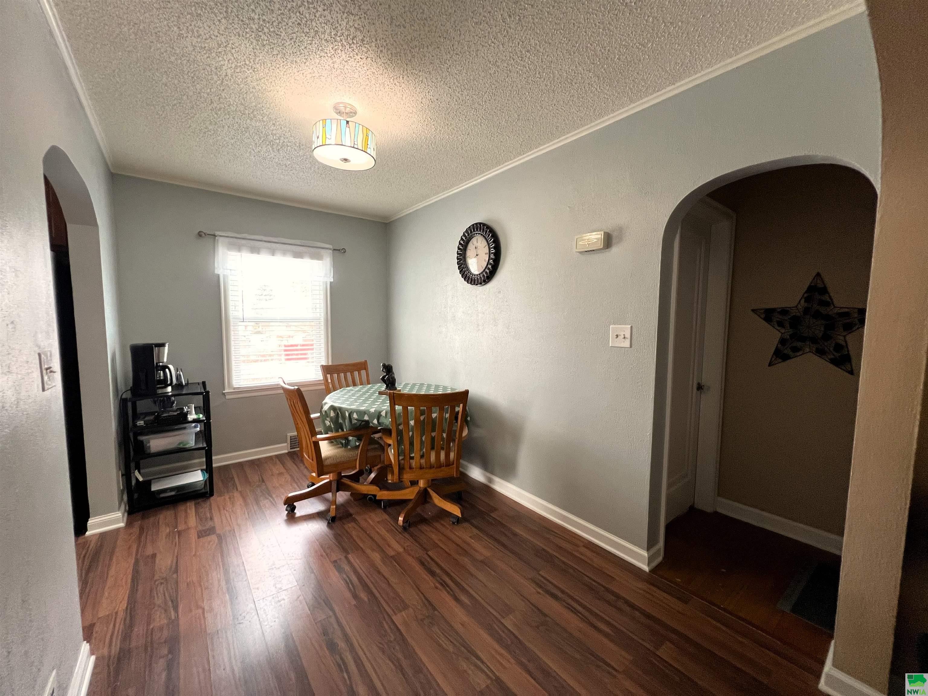 MLS #827821