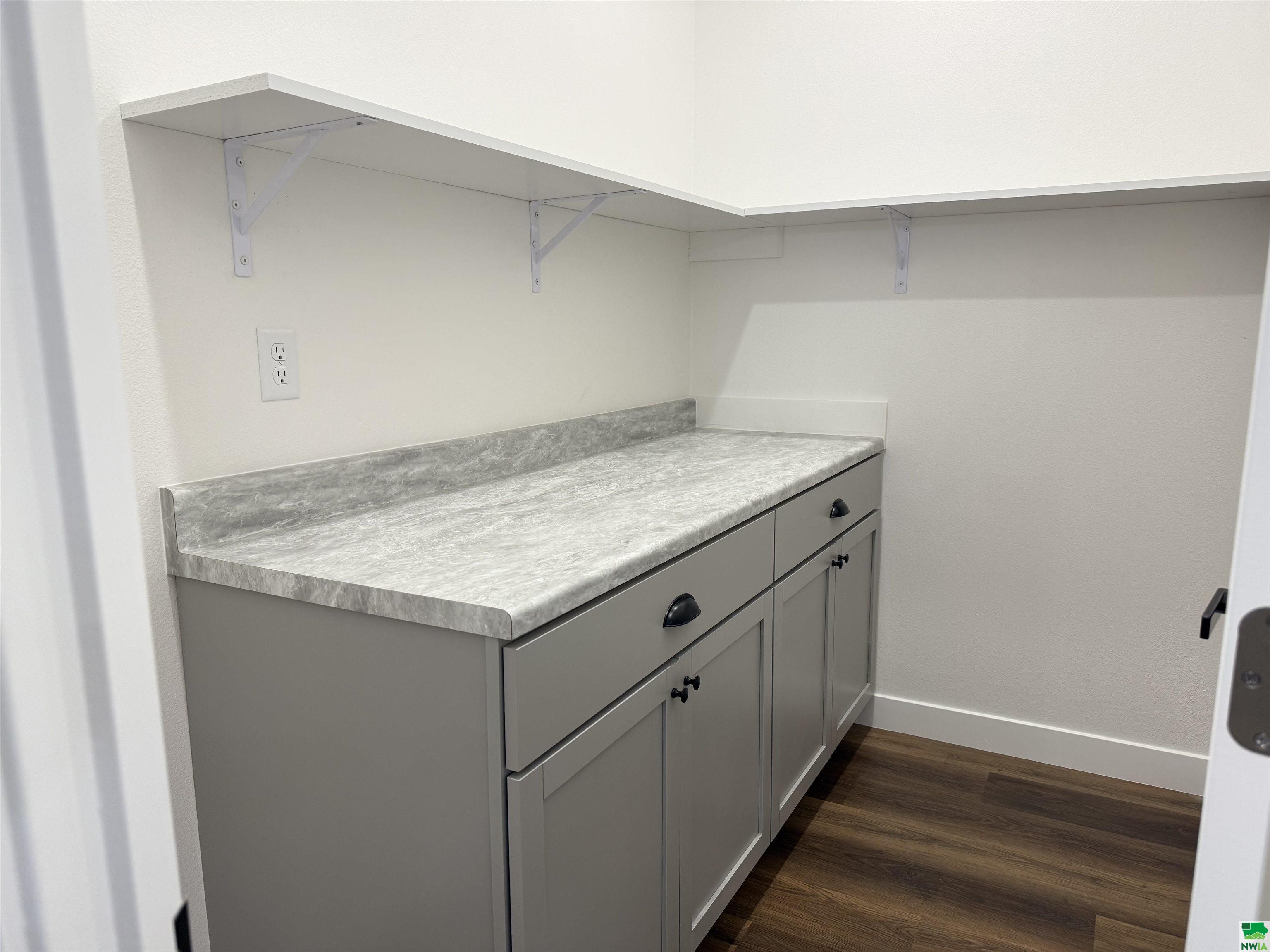 MLS #827822