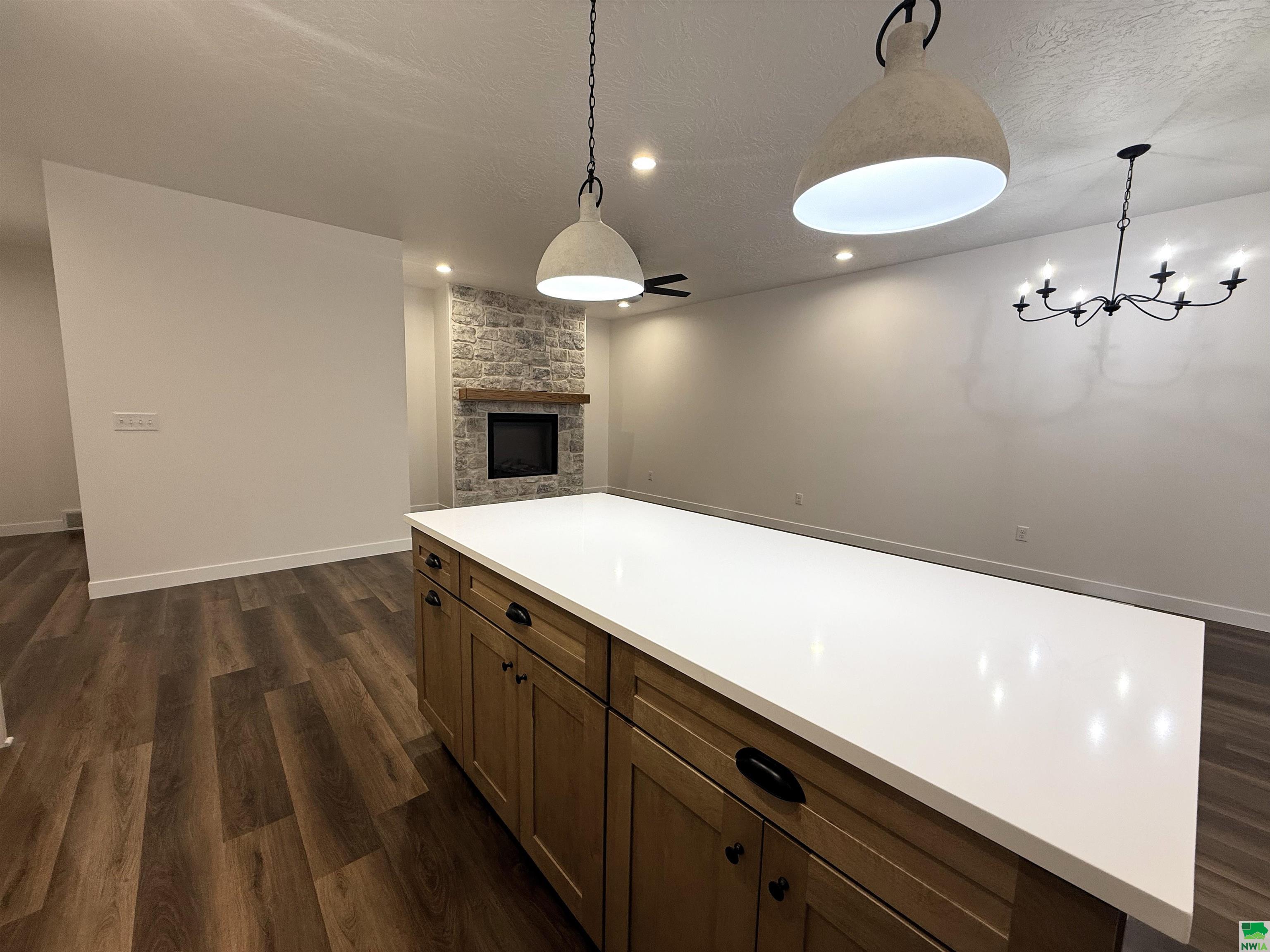 MLS #827822