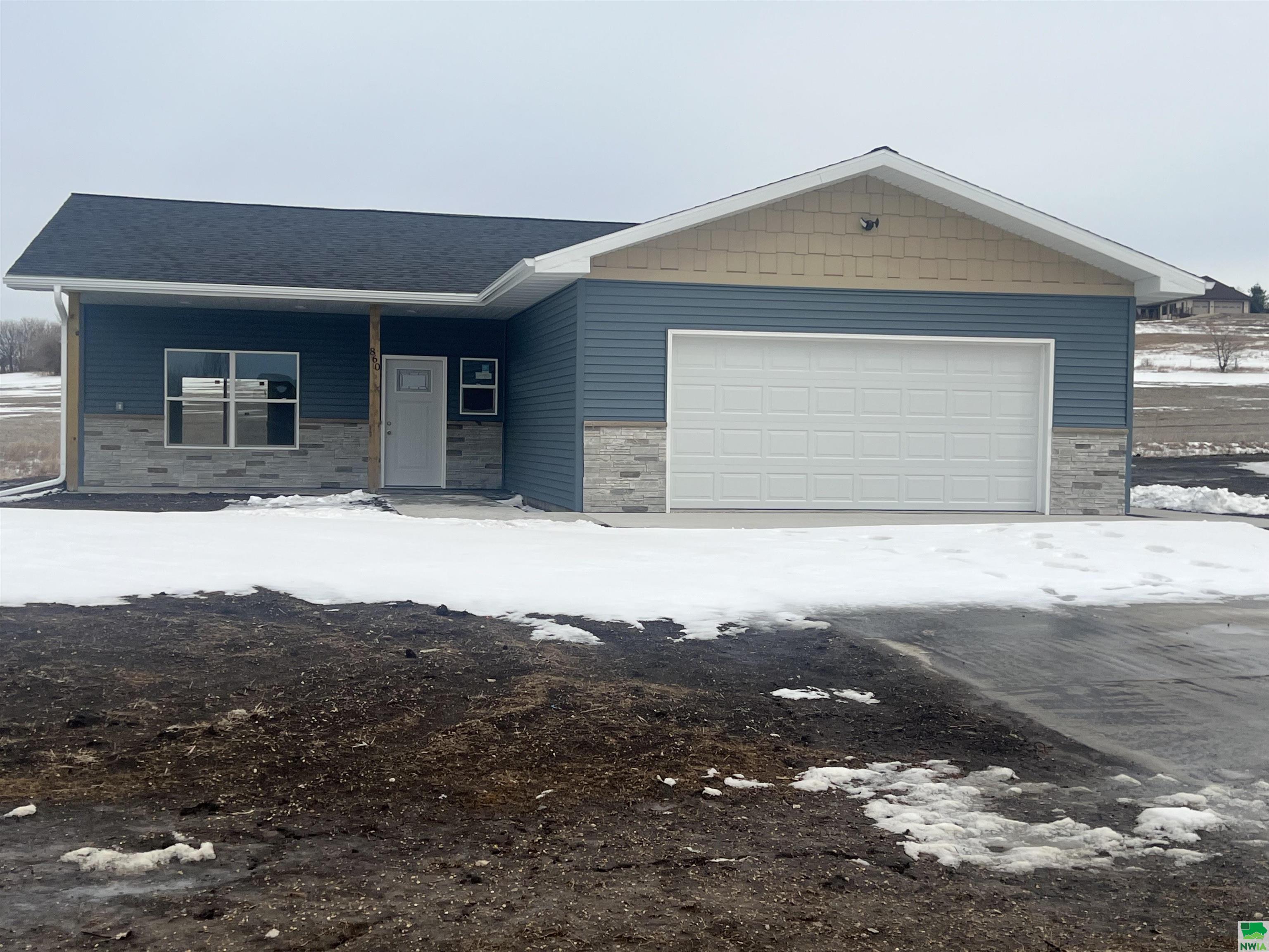 860 ASTER DR, Cherokee, IA 51012 